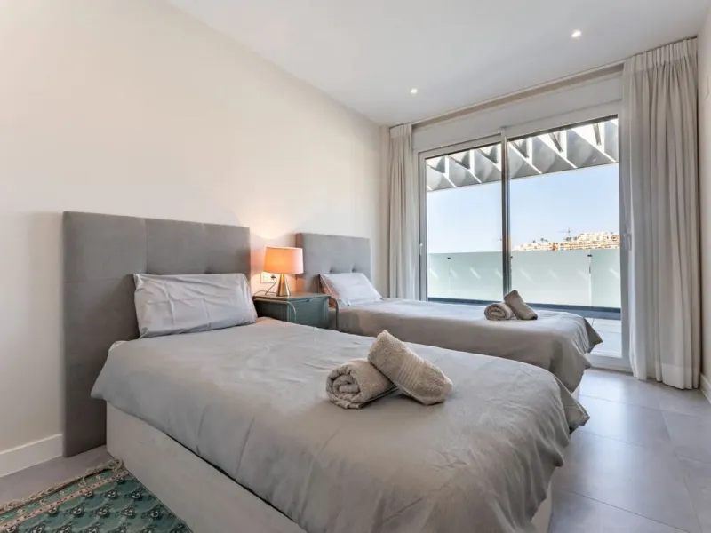 Stylish 2-Bedroom Apartment with Sunny Terrace – Calaserena, La Cala de Mijas