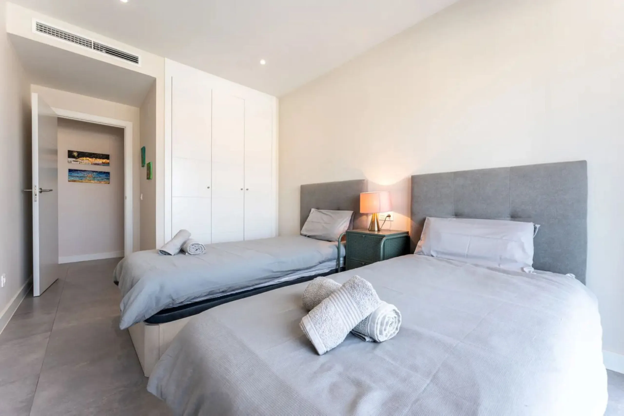 Stylish 2-Bedroom Apartment with Sunny Terrace – Calaserena, La Cala de Mijas