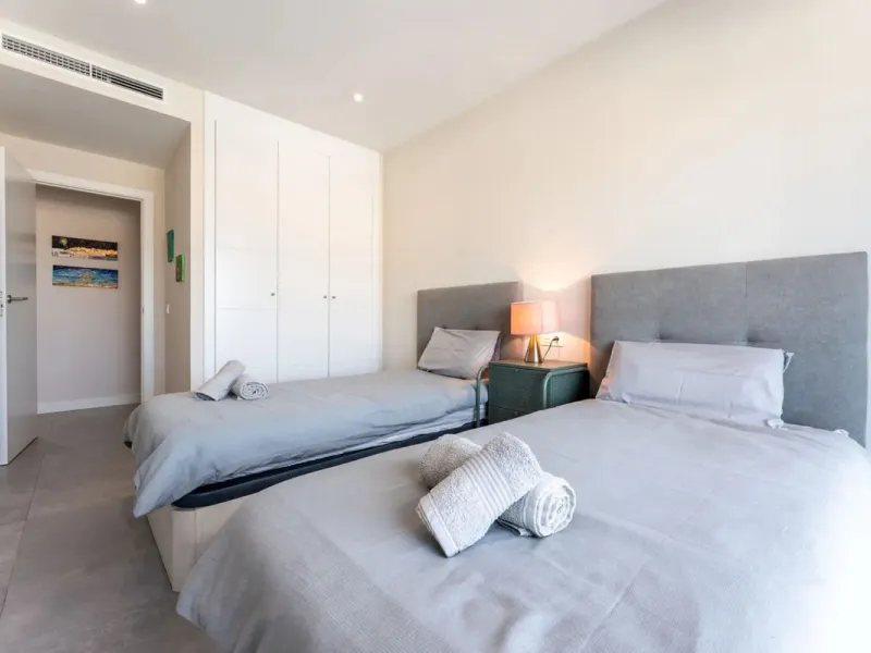 Stylish 2-Bedroom Apartment with Sunny Terrace – Calaserena, La Cala de Mijas