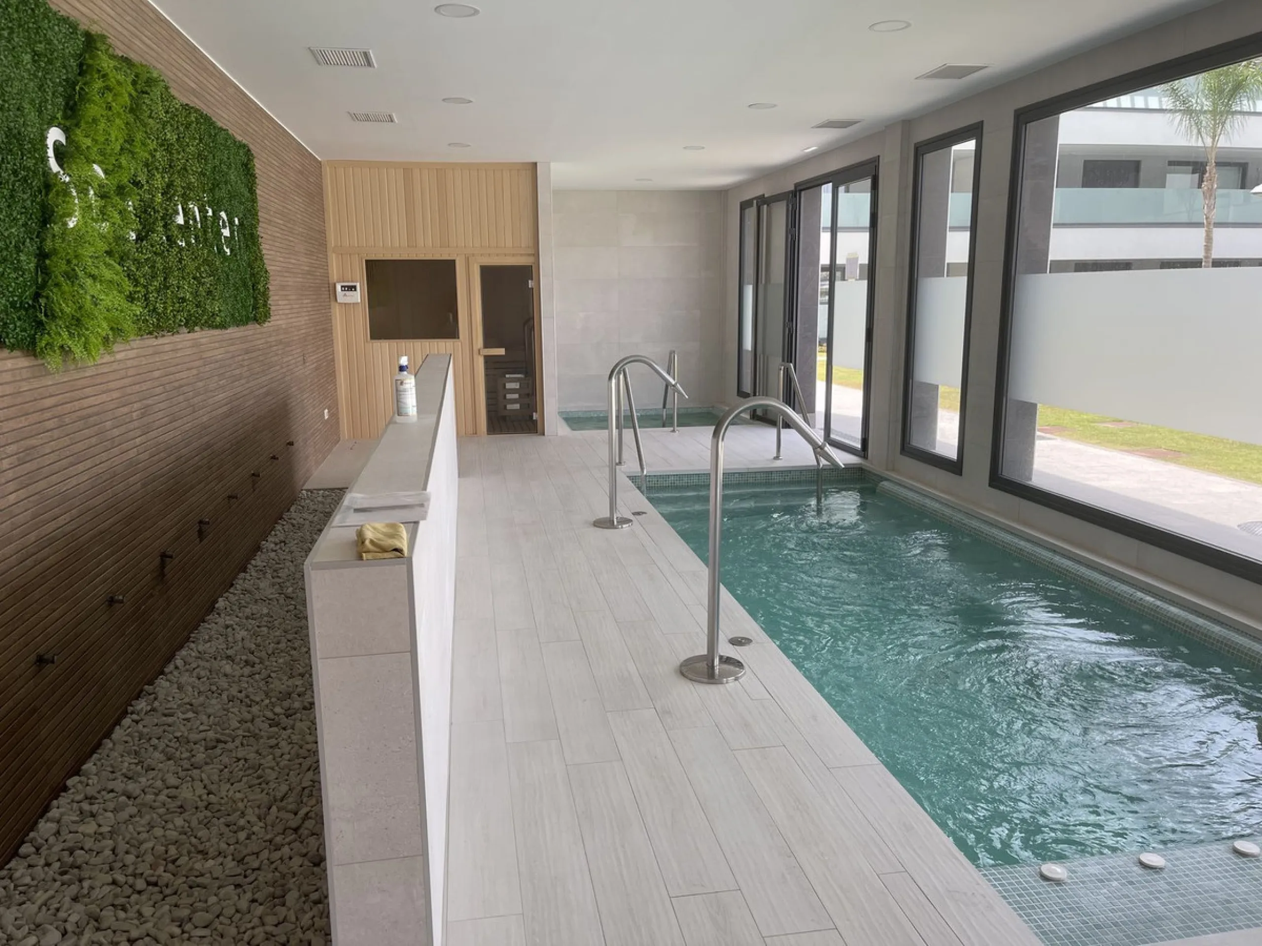 Stylish 2-Bedroom Apartment with Sunny Terrace – Calaserena, La Cala de Mijas