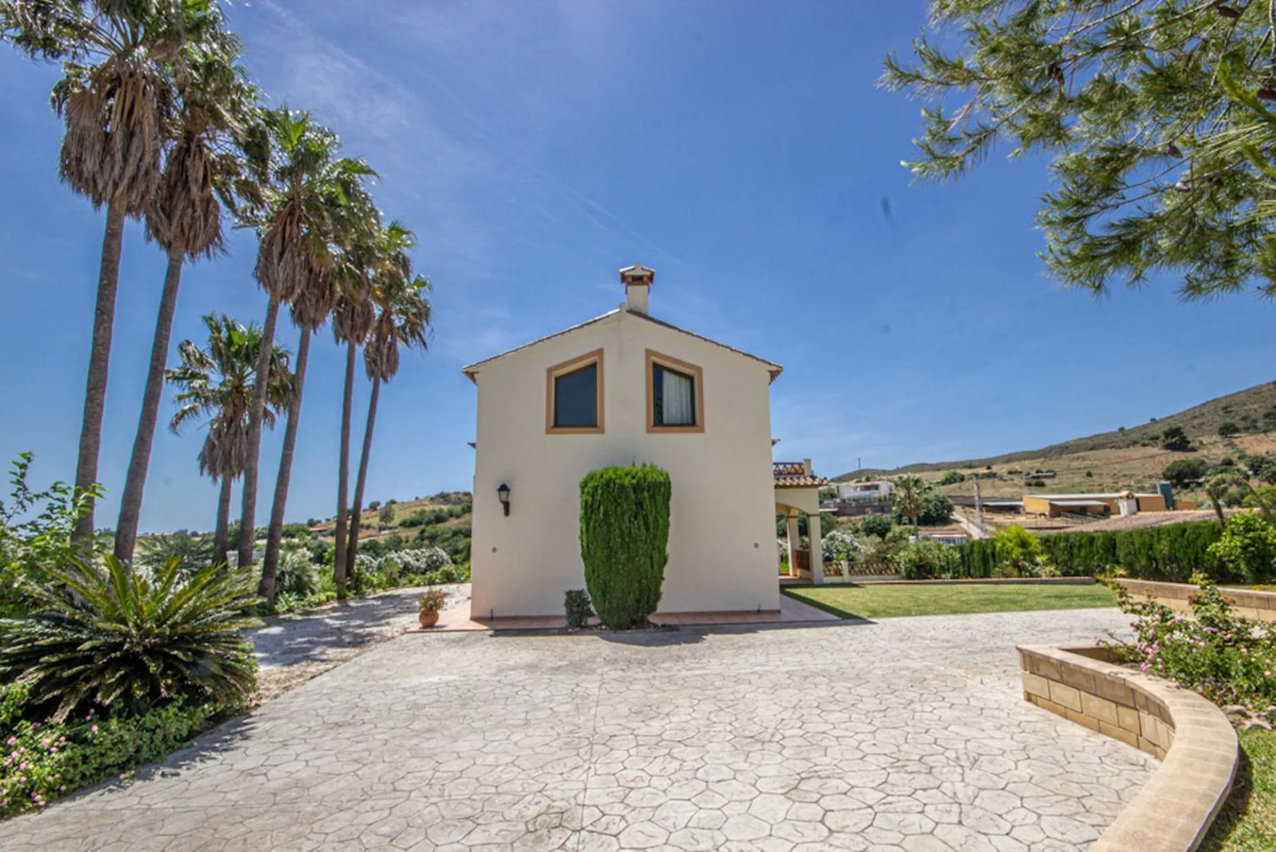 Charming Finca in Entrerríos – Space, Privacy & Andalusian Character