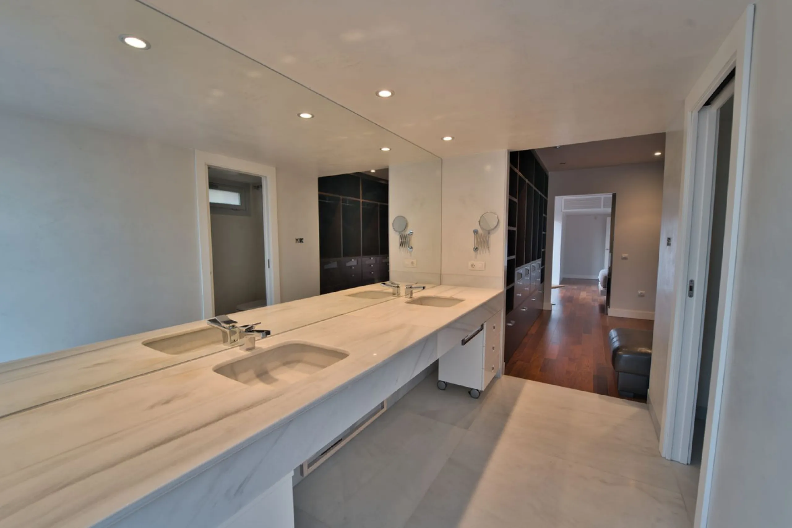 Exclusive Urbanization in Málaga City – El Atabal | Contemporary Villa with Iconic Views