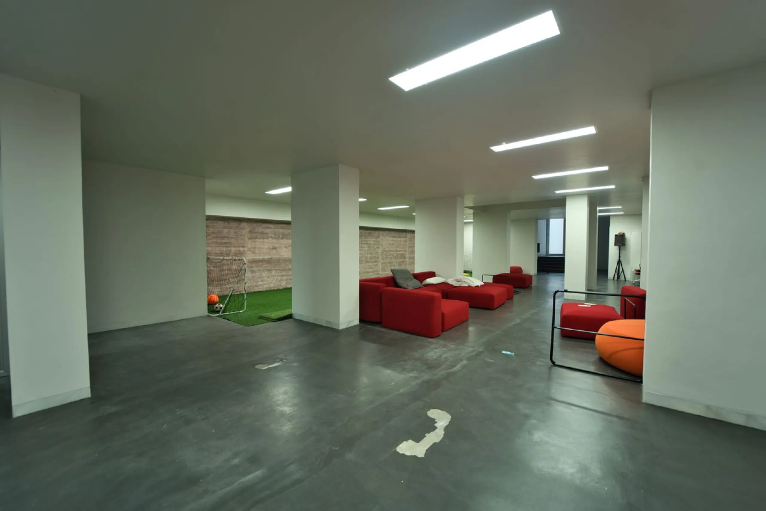 Exclusive Urbanization in Málaga City – El Atabal | Contemporary Villa with Iconic Views