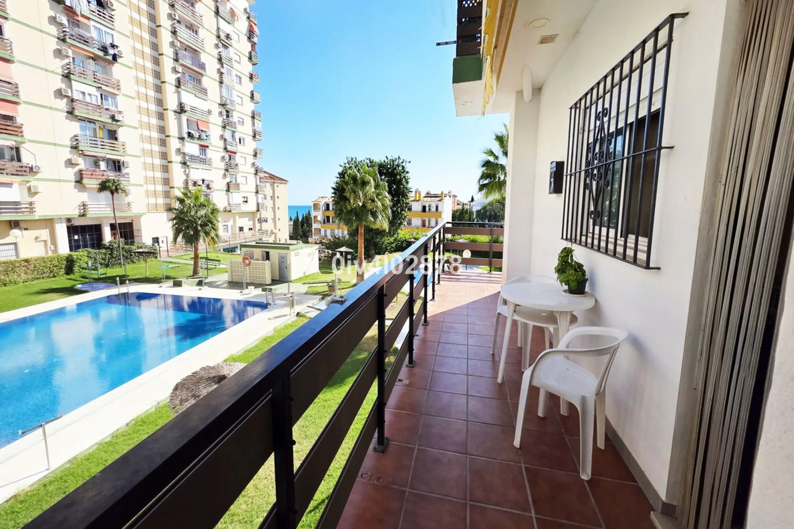 Apartments for Sale in Benalmádena Costa | 4-Bedroom Investment Opportunity