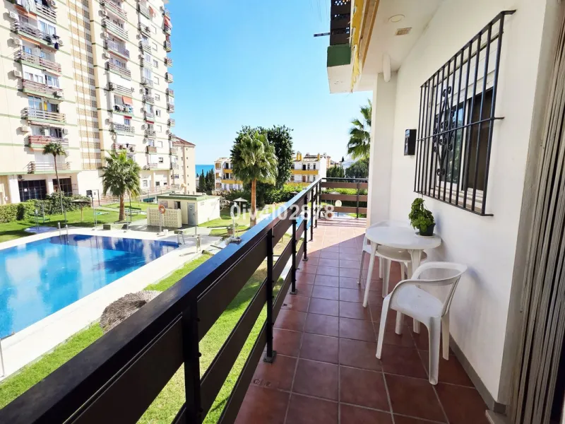 Apartments for Sale in Benalmádena Costa | 4-Bedroom Investment Opportunity