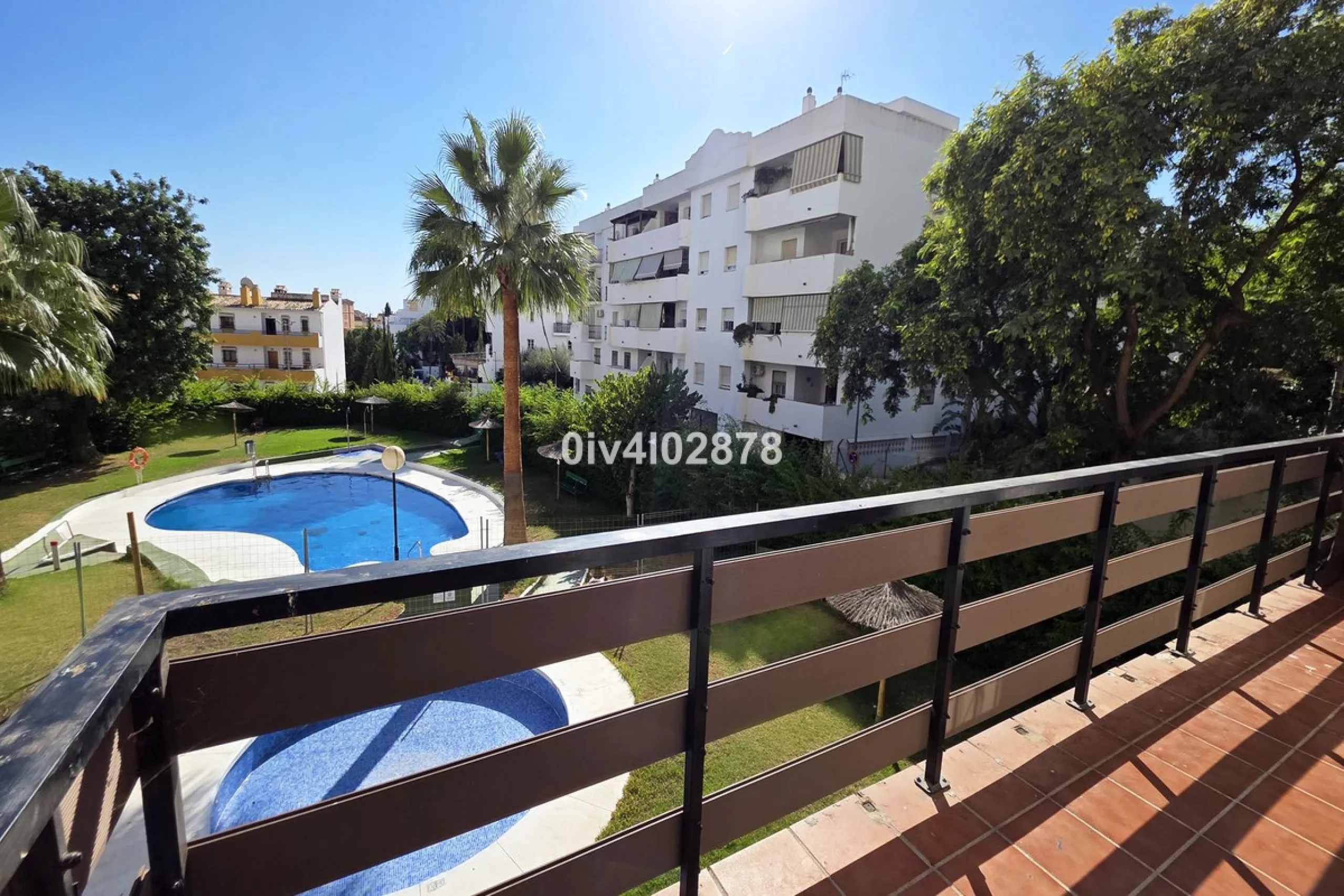 Apartments for Sale in Benalmádena Costa | 4-Bedroom Investment Opportunity