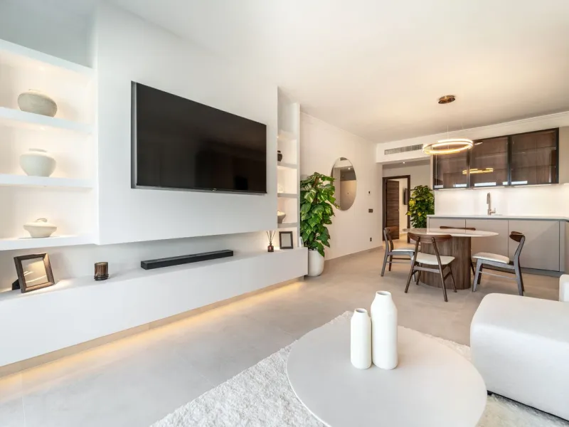 BrandNew Modern Three Bedroom Penthouse with Uninterrupted Panoramic Sea Views