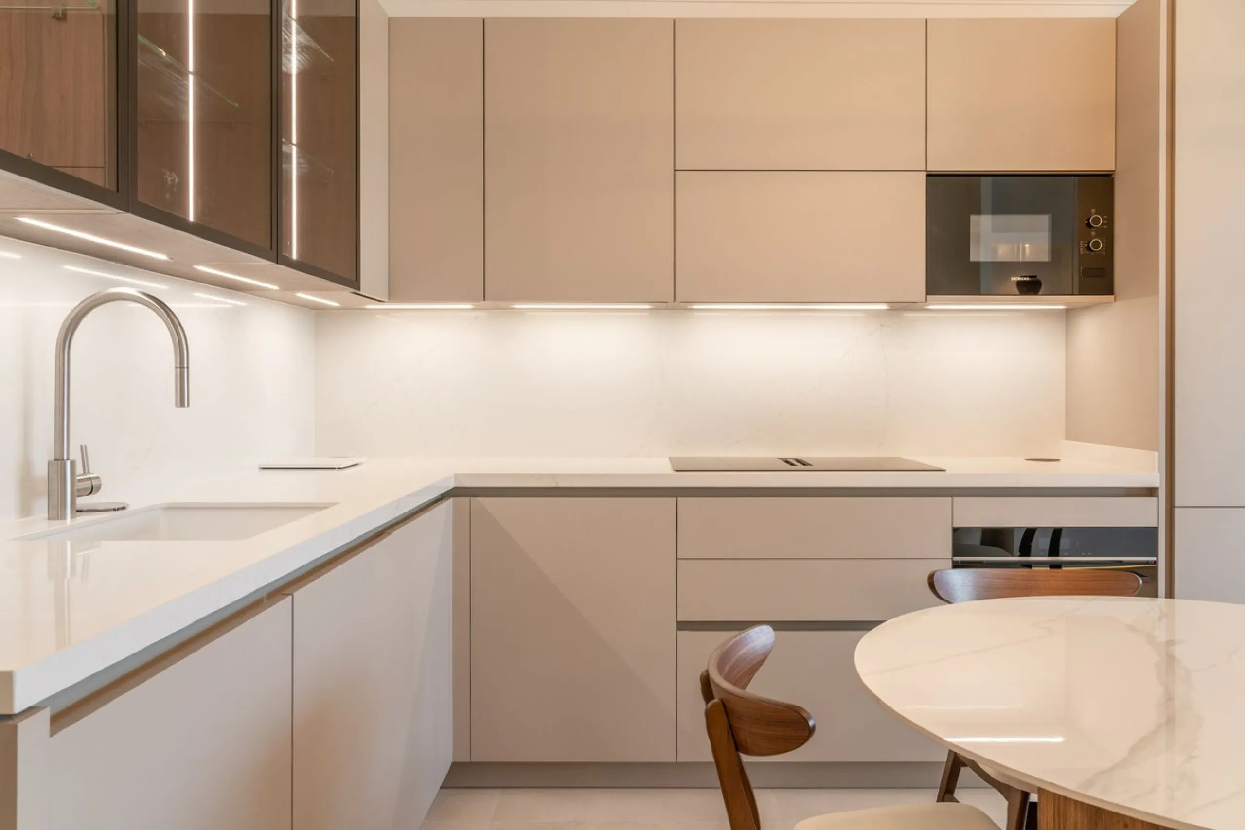 BrandNew Modern Three Bedroom Penthouse with Uninterrupted Panoramic Sea Views