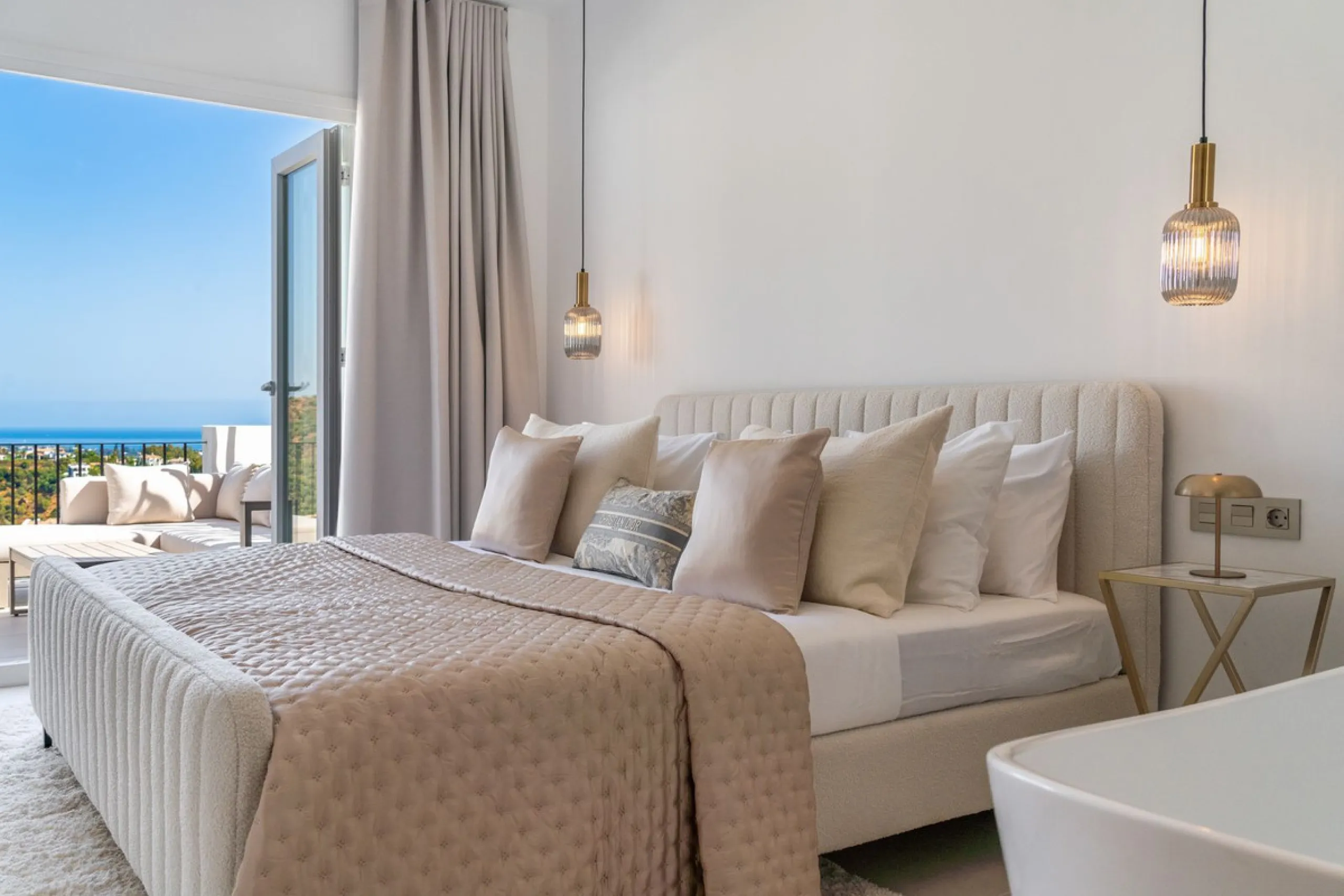 BrandNew Modern Three Bedroom Penthouse with Uninterrupted Panoramic Sea Views