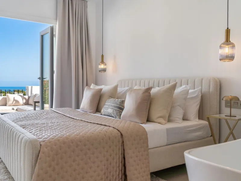 BrandNew Modern Three Bedroom Penthouse with Uninterrupted Panoramic Sea Views