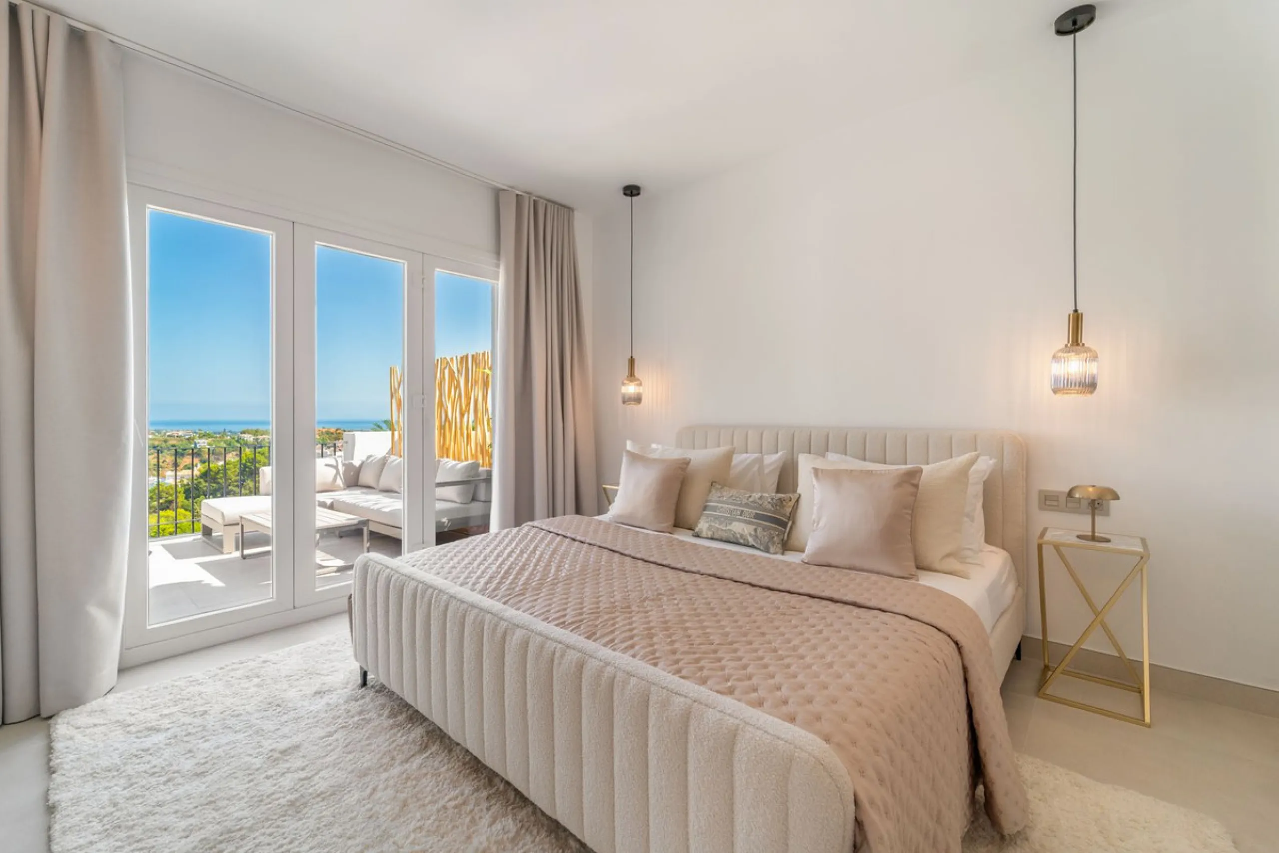 BrandNew Modern Three Bedroom Penthouse with Uninterrupted Panoramic Sea Views