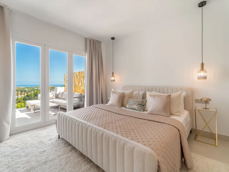 BrandNew Modern Three Bedroom Penthouse with Uninterrupted Panoramic Sea Views