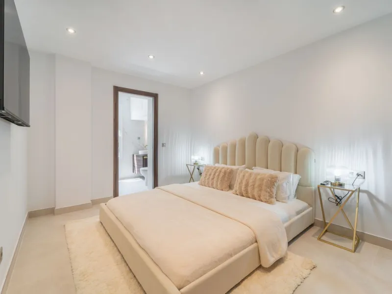 BrandNew Modern Three Bedroom Penthouse with Uninterrupted Panoramic Sea Views