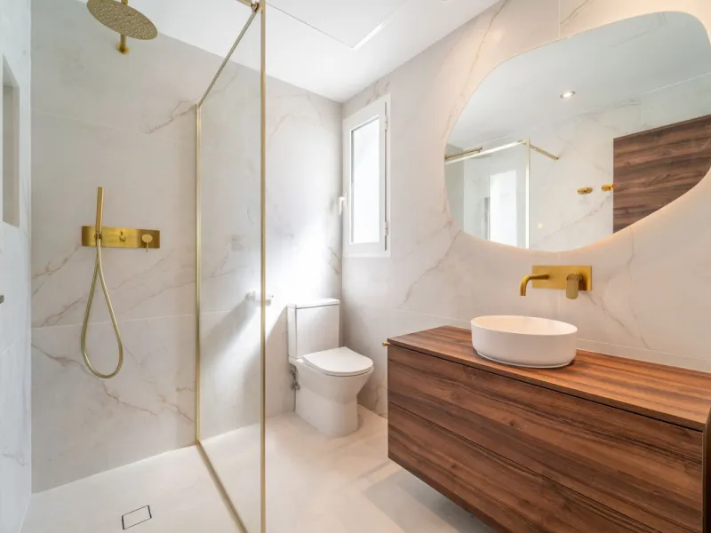 BrandNew Modern Three Bedroom Penthouse with Uninterrupted Panoramic Sea Views
