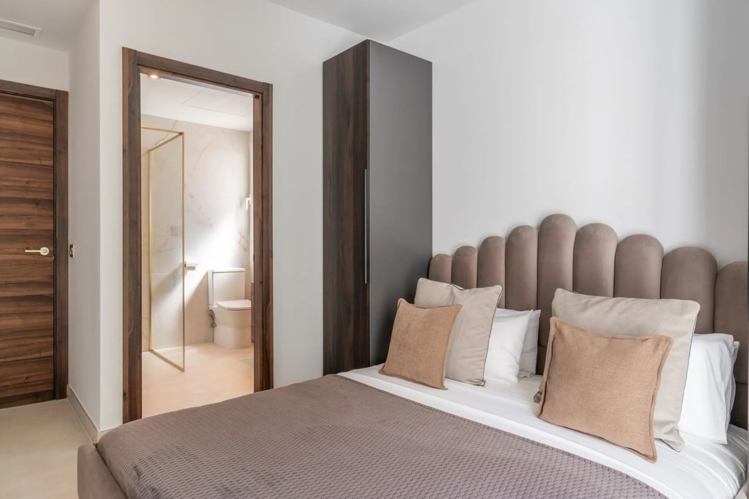 BrandNew Modern Three Bedroom Penthouse with Uninterrupted Panoramic Sea Views