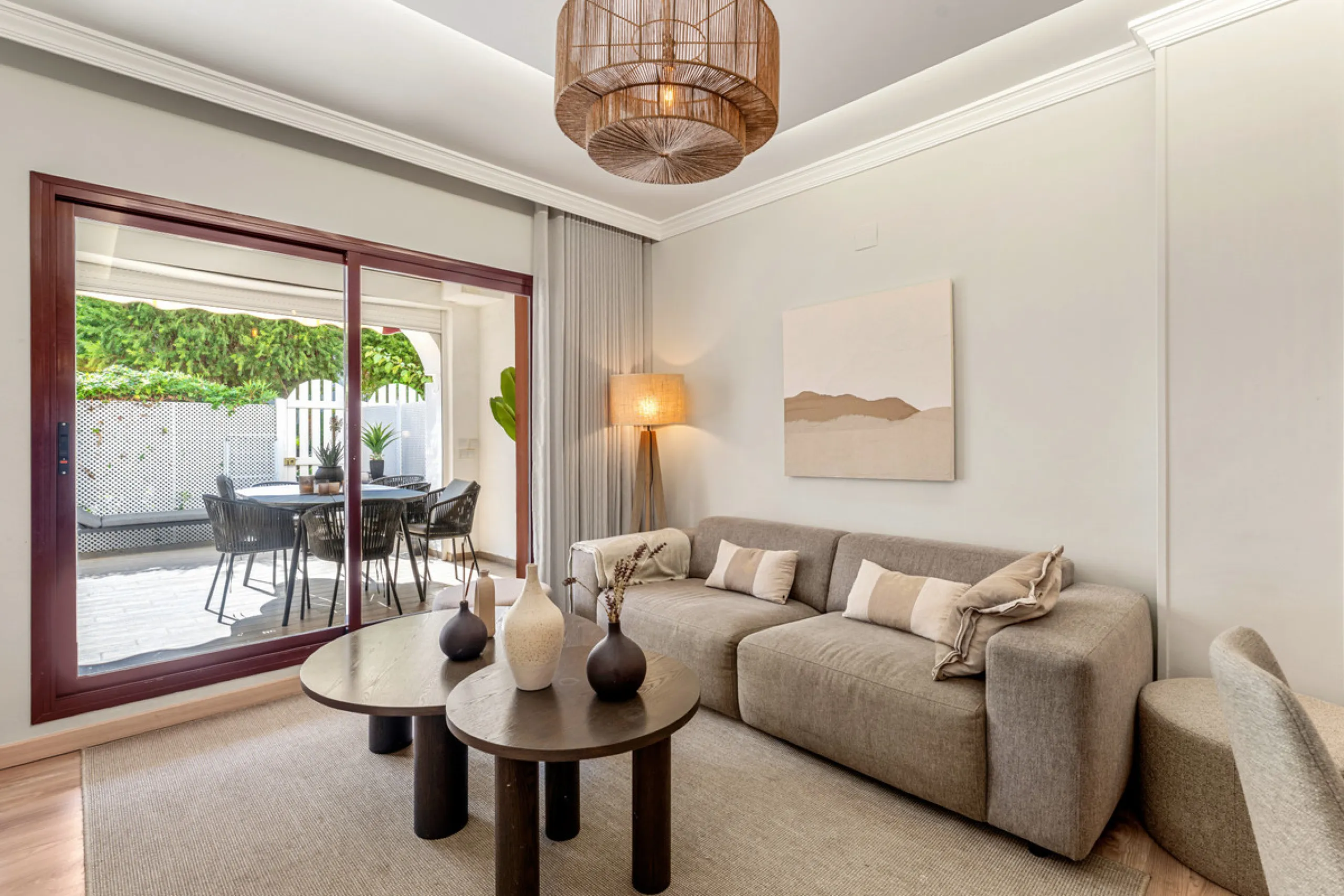 Apartment - Middle Floor Apartment в продаже в Marbella, Málaga. В доме 4 спален и 3 ванных комнат. Площадь дома 113 м². Площадь участка 21 м²