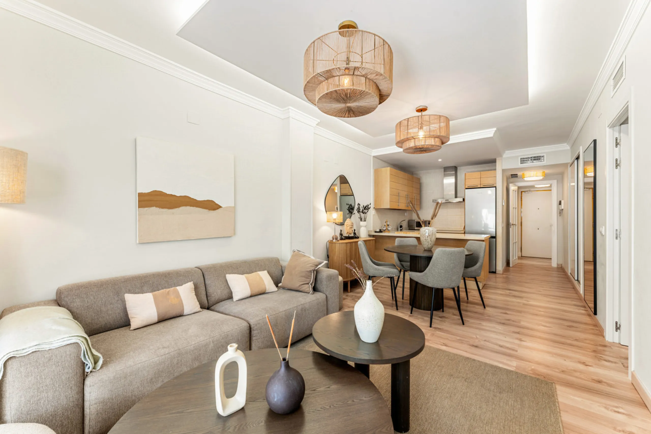 Apartment - Middle Floor Apartment в продаже в Marbella, Málaga. В доме 4 спален и 3 ванных комнат. Площадь дома 113 м². Площадь участка 21 м²