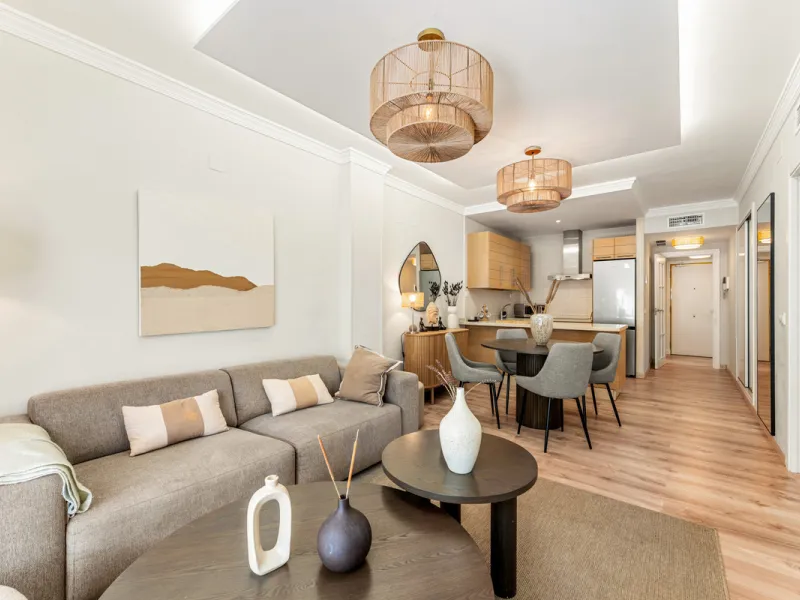 Apartment - Middle Floor Apartment в продаже в Marbella, Málaga. В доме 4 спален и 3 ванных комнат. Площадь дома 113 м². Площадь участка 21 м²
