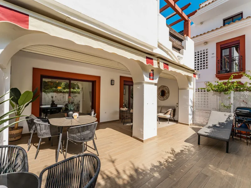 Apartment - Middle Floor Apartment в продаже в Marbella, Málaga. В доме 4 спален и 3 ванных комнат. Площадь дома 113 м². Площадь участка 21 м²