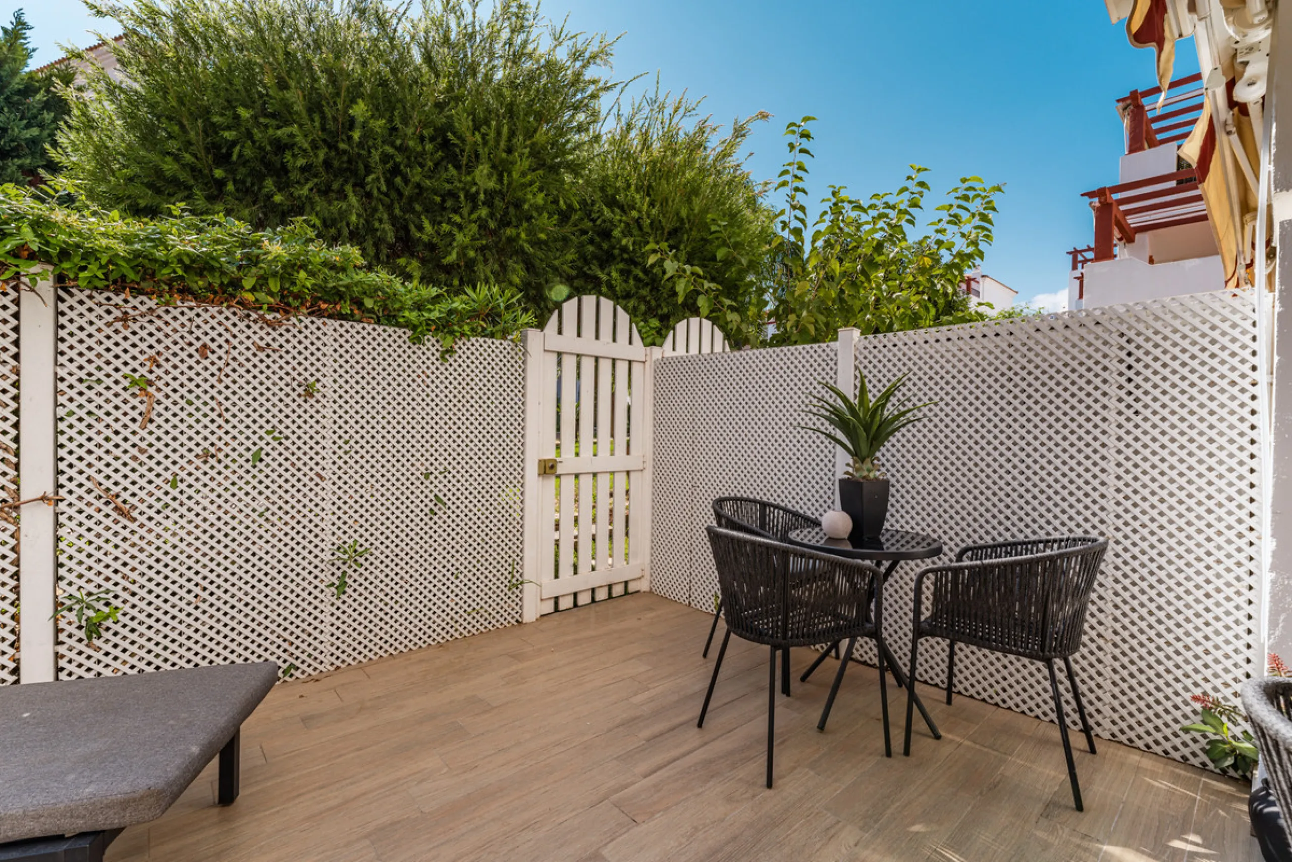 Apartment - Middle Floor Apartment в продаже в Marbella, Málaga. В доме 4 спален и 3 ванных комнат. Площадь дома 113 м². Площадь участка 21 м²