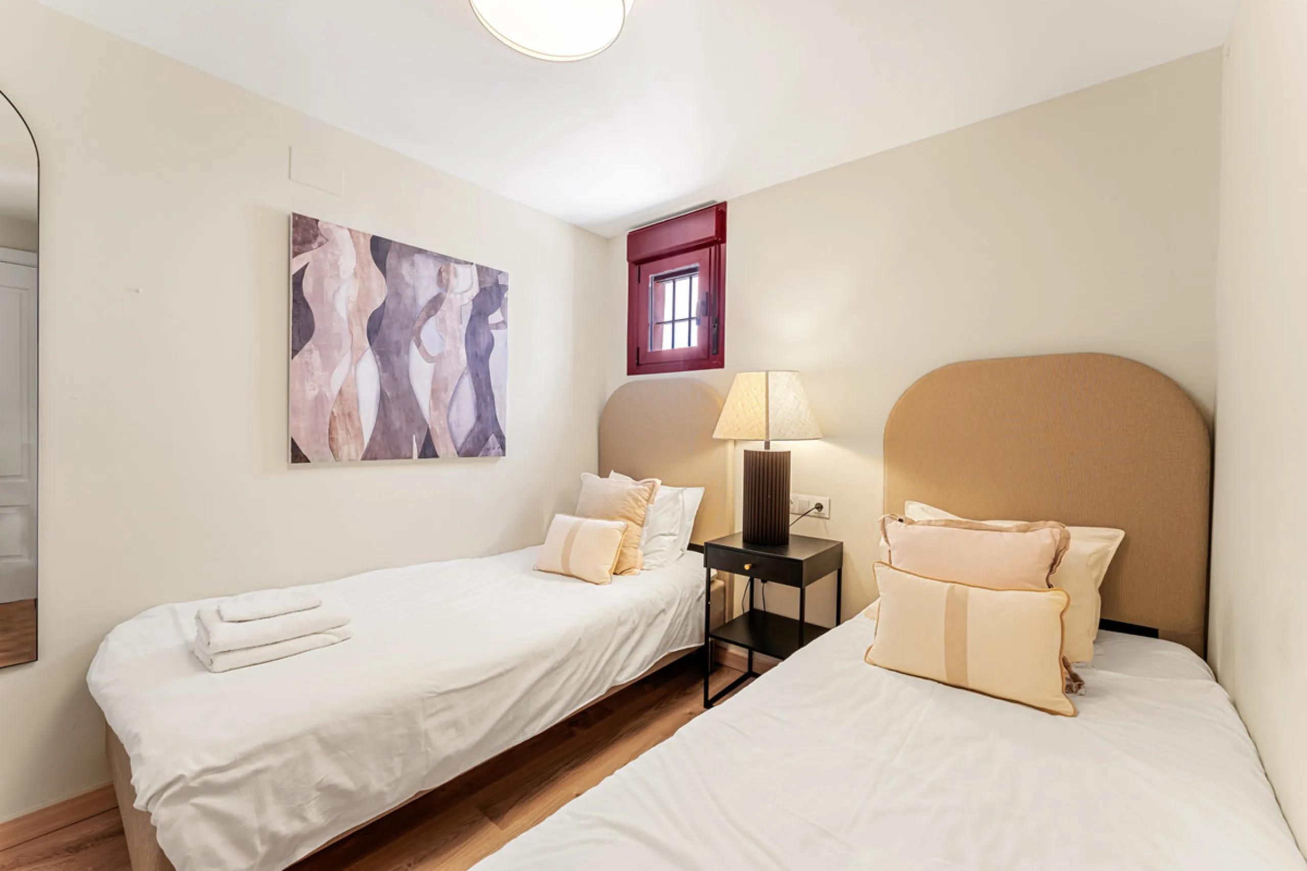 Apartment - Middle Floor Apartment в продаже в Marbella, Málaga. В доме 4 спален и 3 ванных комнат. Площадь дома 113 м². Площадь участка 21 м²