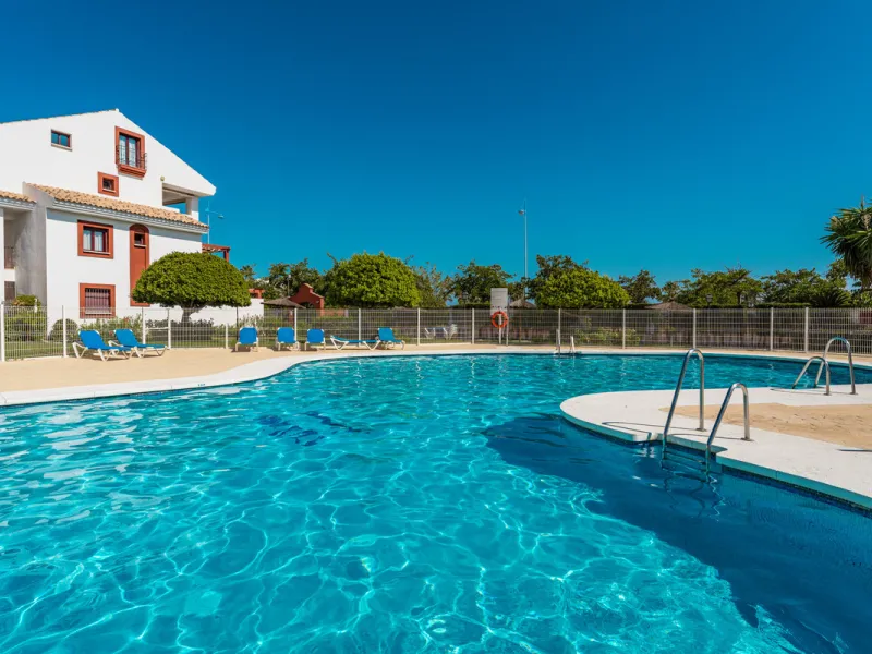 Apartment - Middle Floor Apartment в продаже в Marbella, Málaga. В доме 4 спален и 3 ванных комнат. Площадь дома 113 м². Площадь участка 21 м²