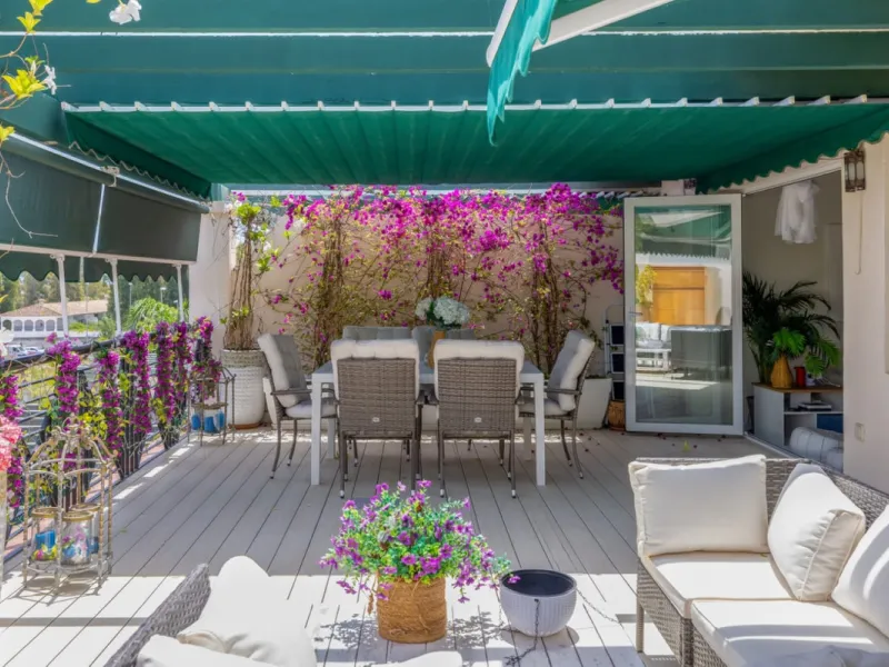 Apartment - Middle Floor Apartment в продаже в Marbella, Málaga. В доме 2 спален и 2 ванных комнат. Площадь дома 150 м²