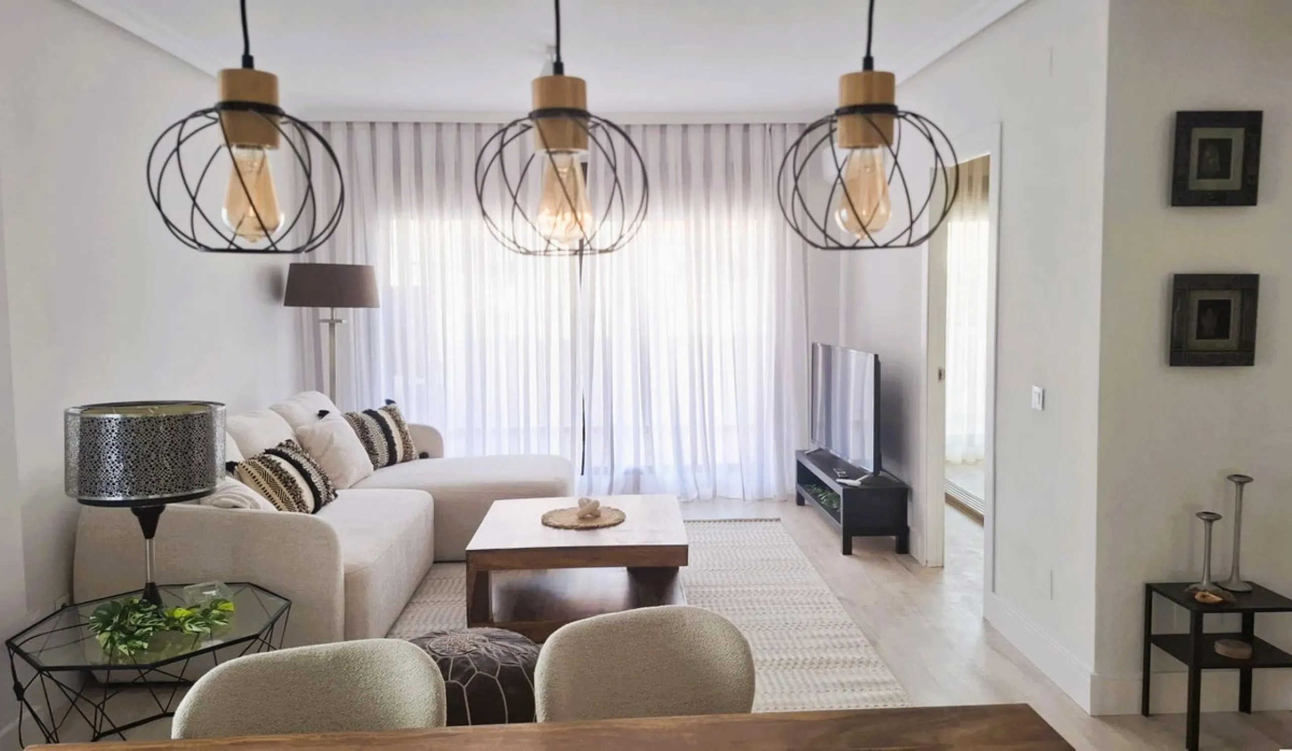Apartment - Middle Floor Apartment в продаже в Marbella, Málaga. В доме 3 спален и 2 ванных комнат. Площадь дома 131 м²