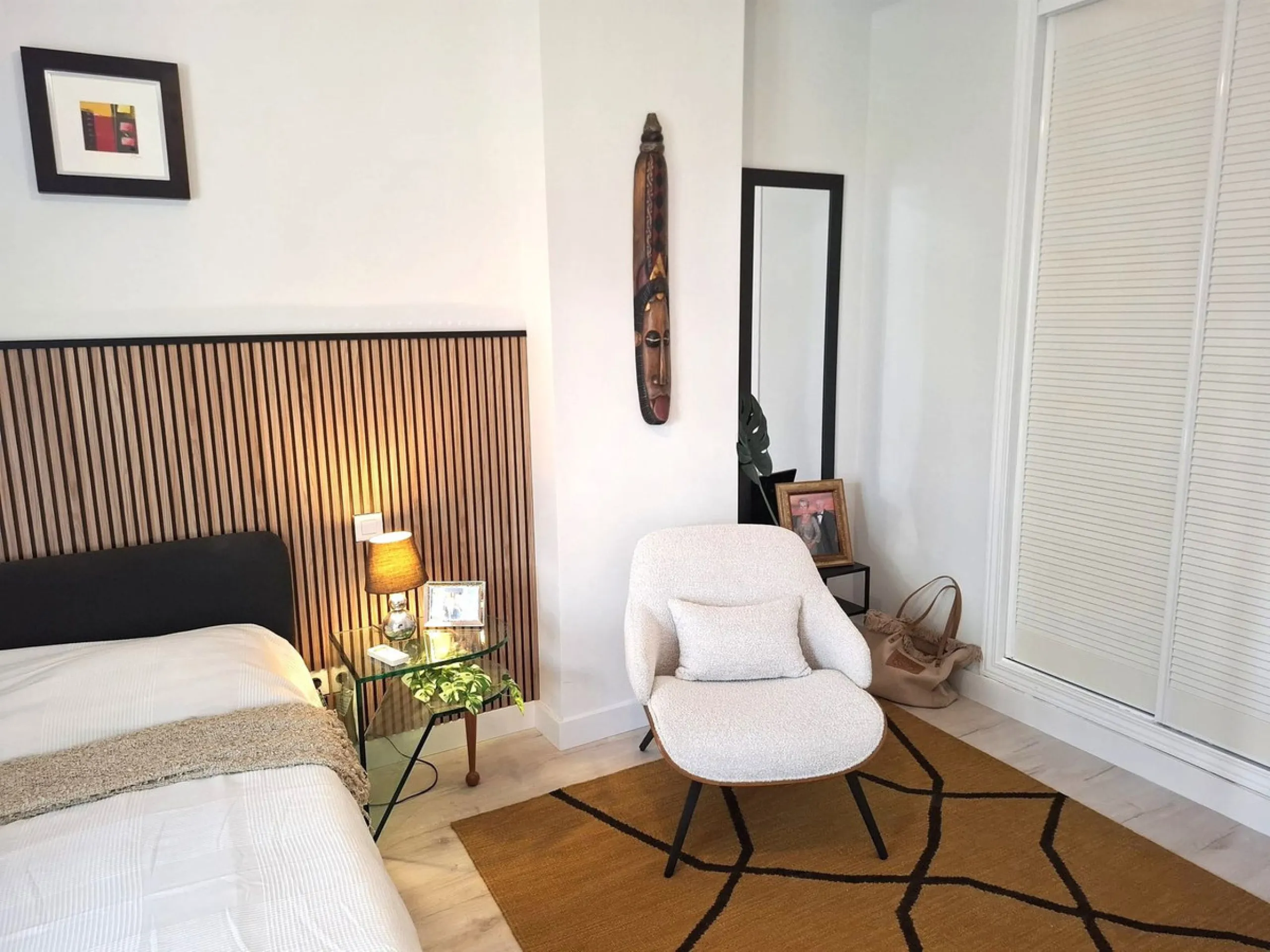 Apartment - Middle Floor Apartment в продаже в Marbella, Málaga. В доме 3 спален и 2 ванных комнат. Площадь дома 131 м²