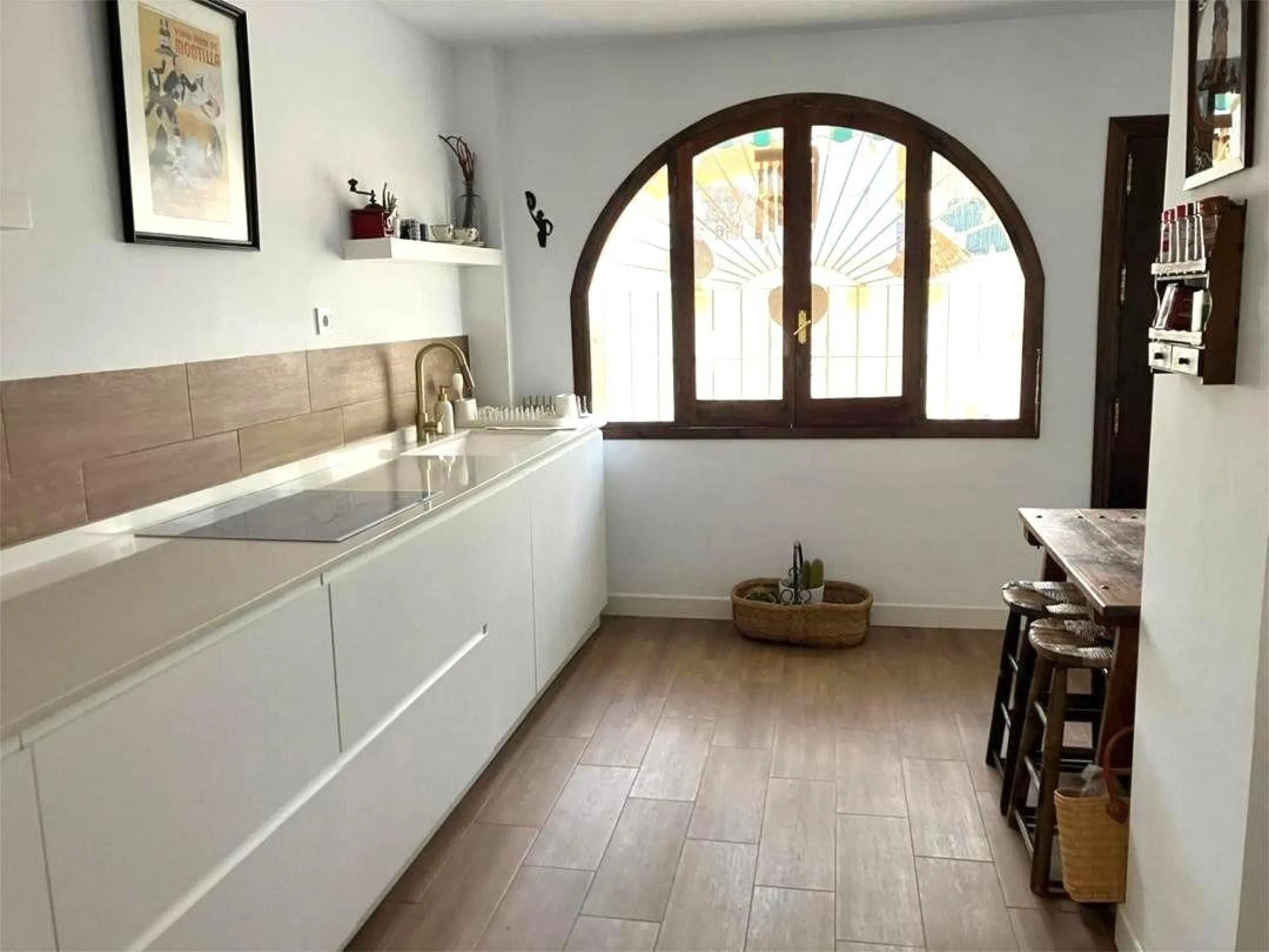 House - Semi-Detached House в продаже в La Colina, Málaga. В доме 4 спален и 3 ванных комнат. Площадь дома 210 м²