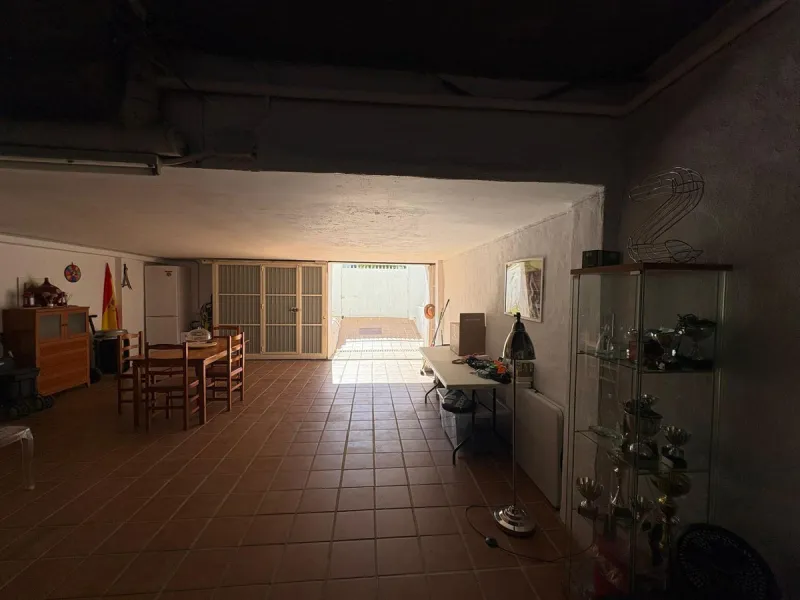 House - Semi-Detached House в продаже в La Colina, Málaga. В доме 4 спален и 3 ванных комнат. Площадь дома 210 м²