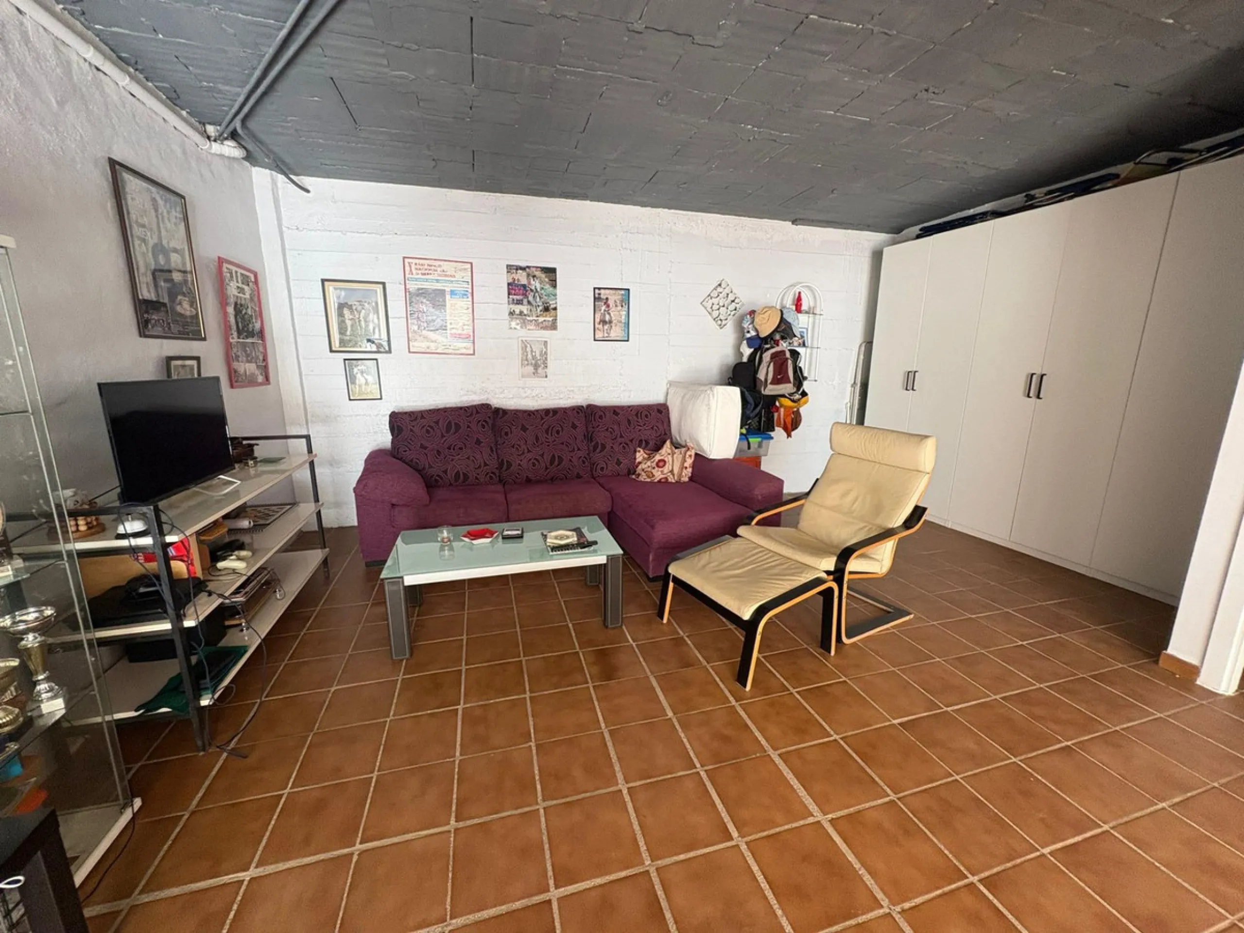 House - Semi-Detached House в продаже в La Colina, Málaga. В доме 4 спален и 3 ванных комнат. Площадь дома 210 м²