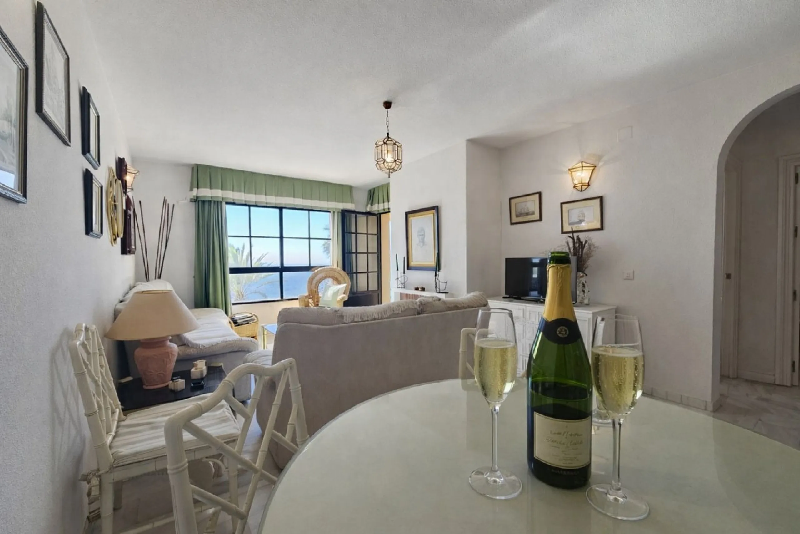 2-Bedroom Apartment for Sale in Doña Lola, Calahonda – Beachfront Location
