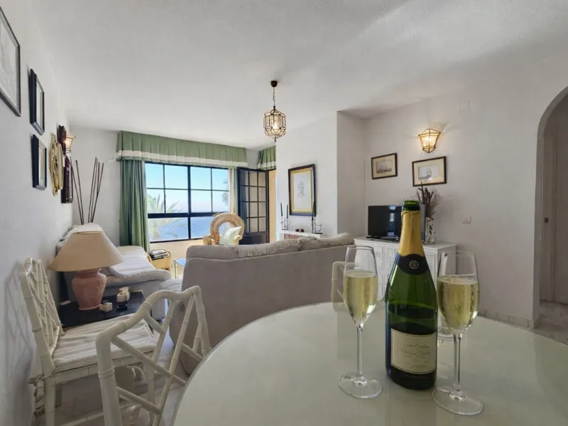 2-Bedroom Apartment for Sale in Doña Lola, Calahonda – Beachfront Location