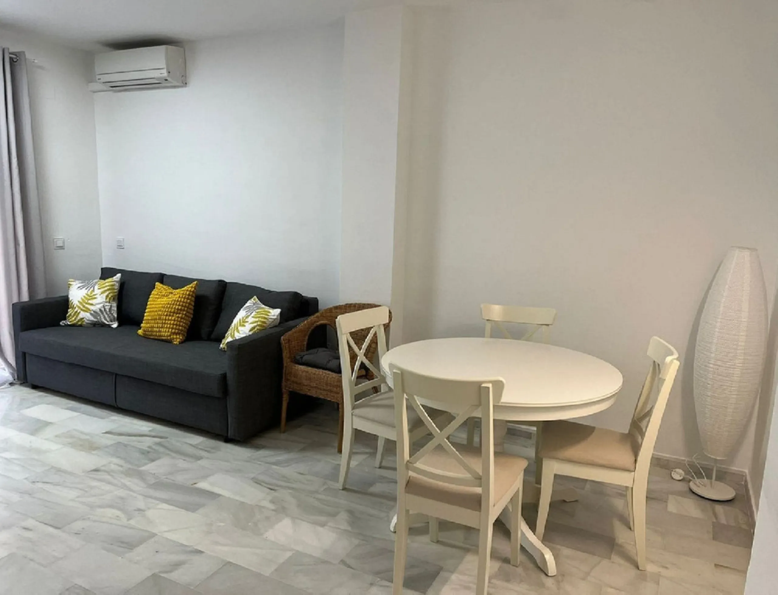 Middle Floor Apartment, Guadalmina Baja, Costa del Sol.