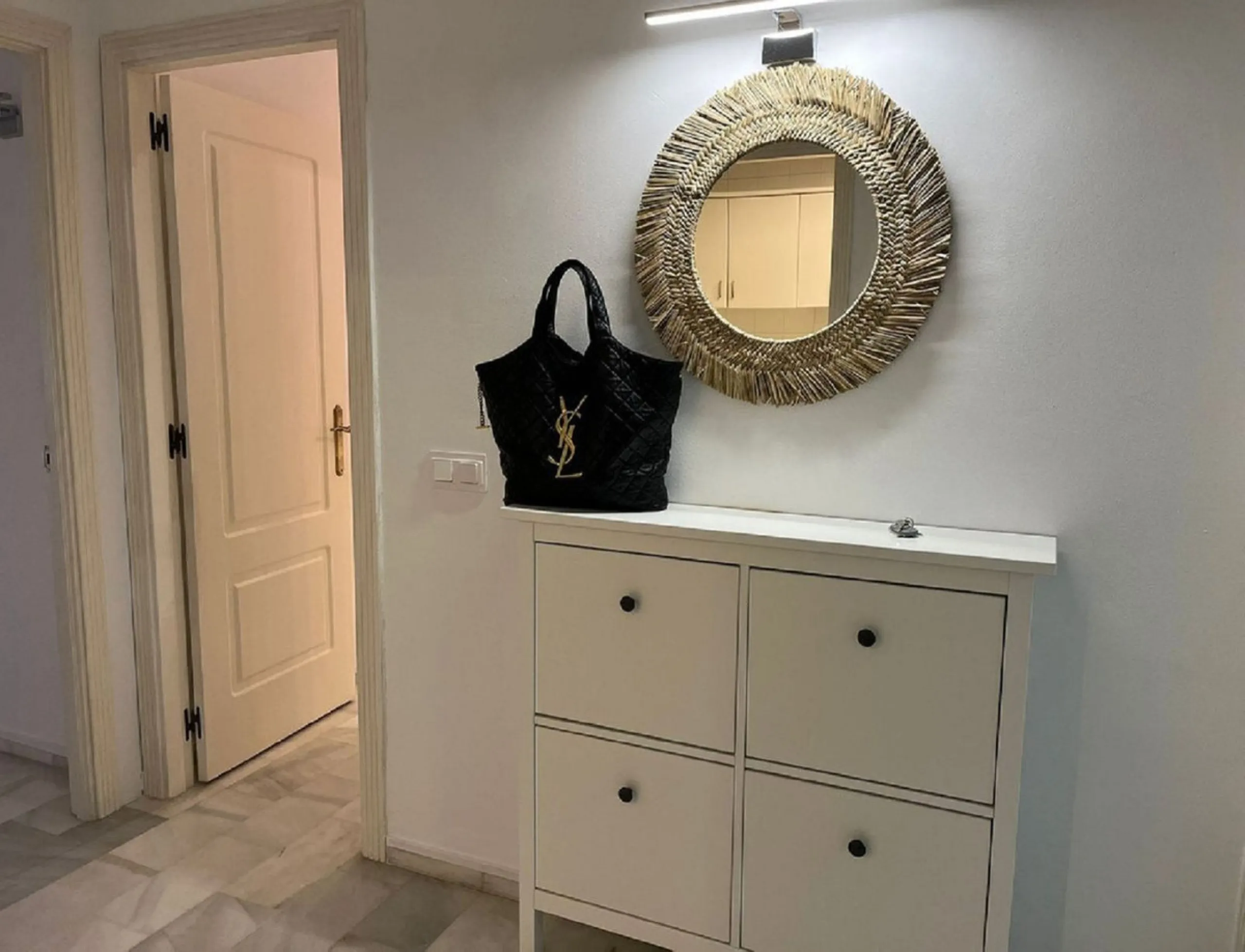 Middle Floor Apartment, Guadalmina Baja, Costa del Sol.