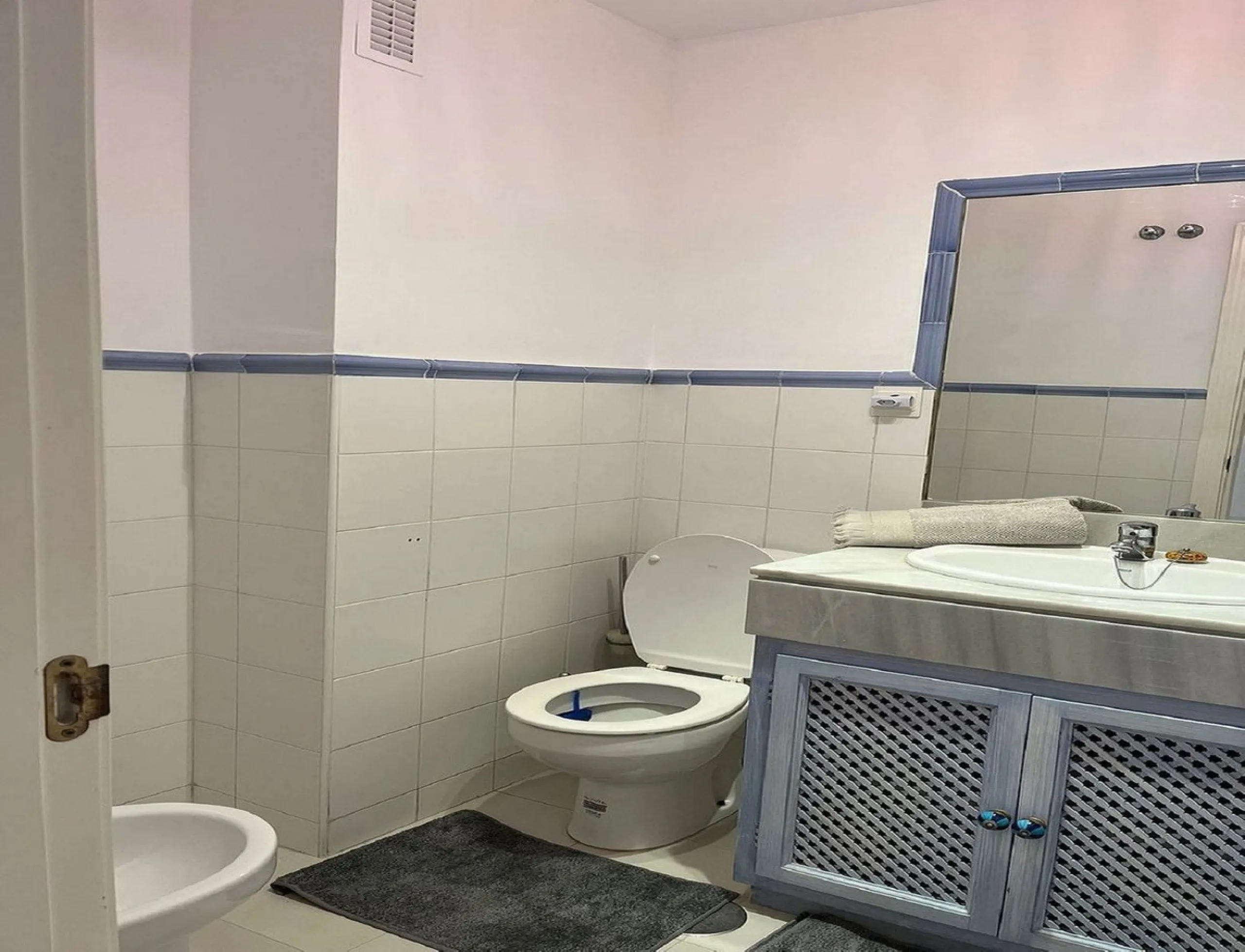 Middle Floor Apartment, Guadalmina Baja, Costa del Sol.
