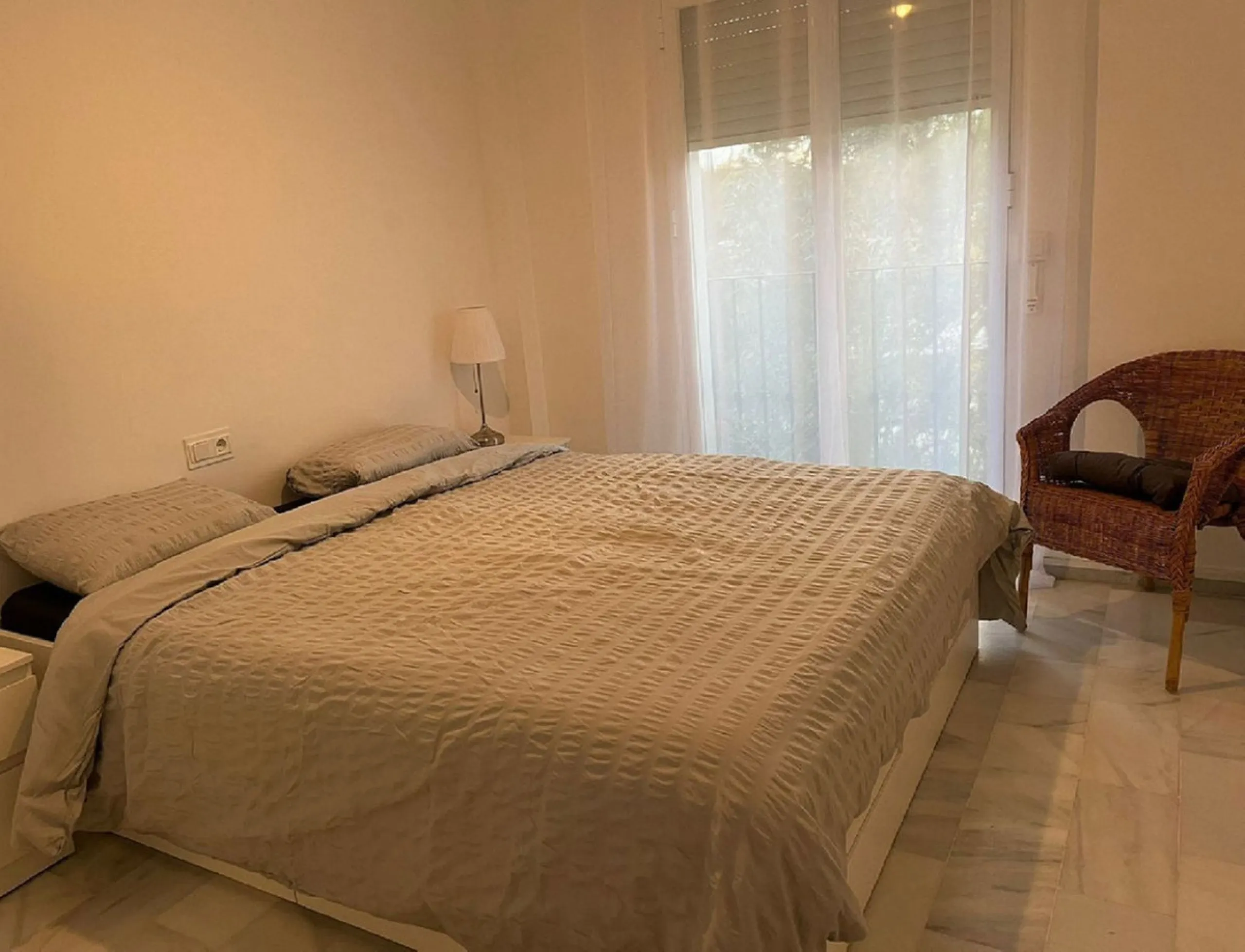 Middle Floor Apartment, Guadalmina Baja, Costa del Sol.