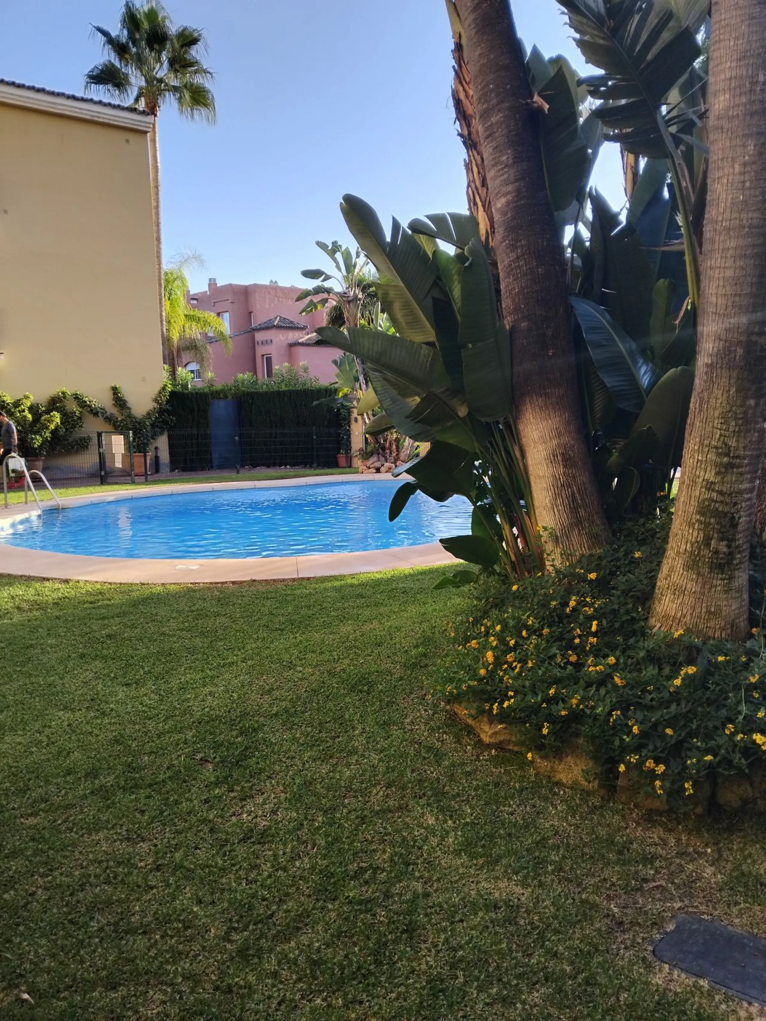 Middle Floor Apartment, Guadalmina Baja, Costa del Sol.