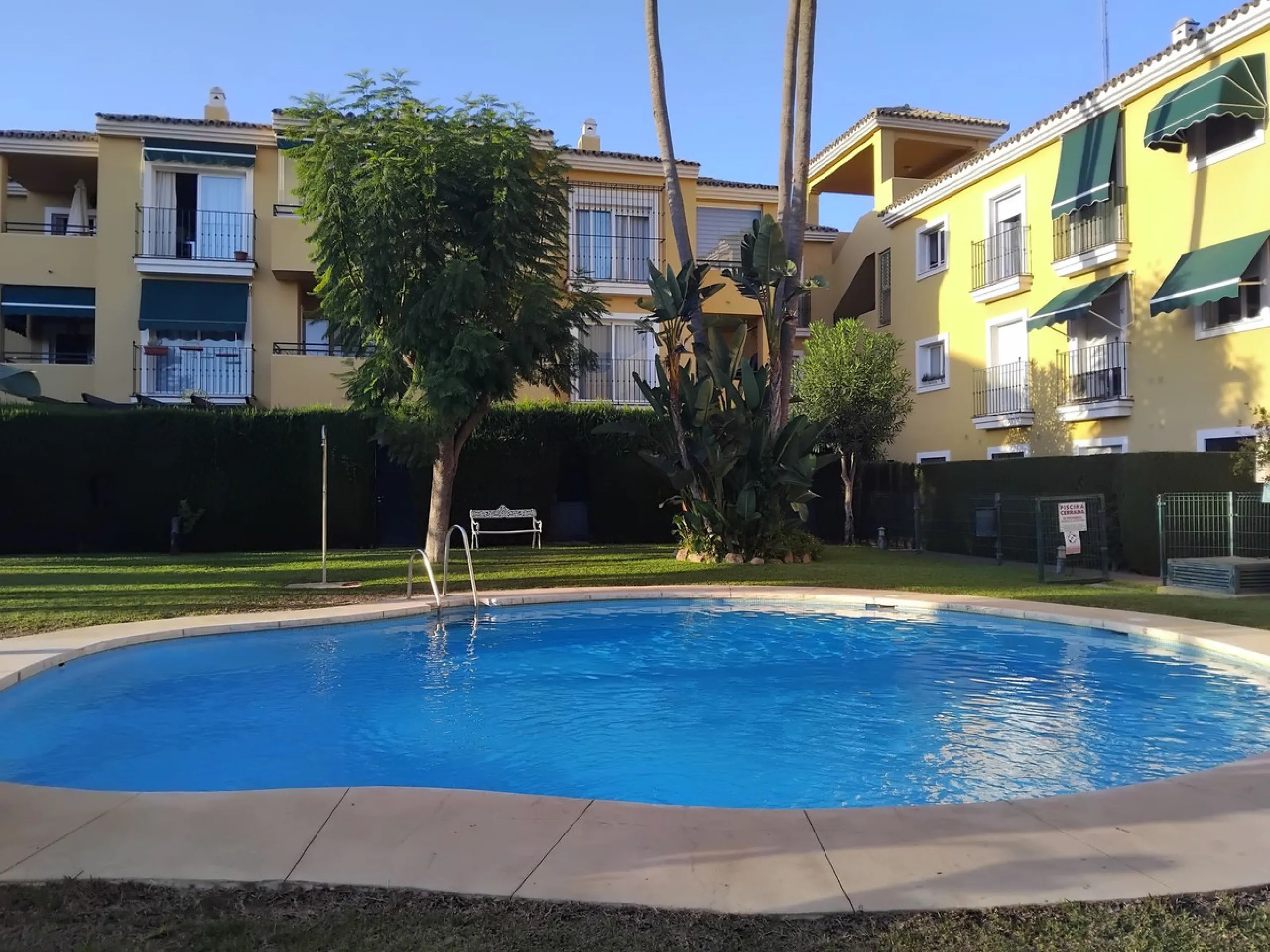 Middle Floor Apartment, Guadalmina Baja, Costa del Sol.