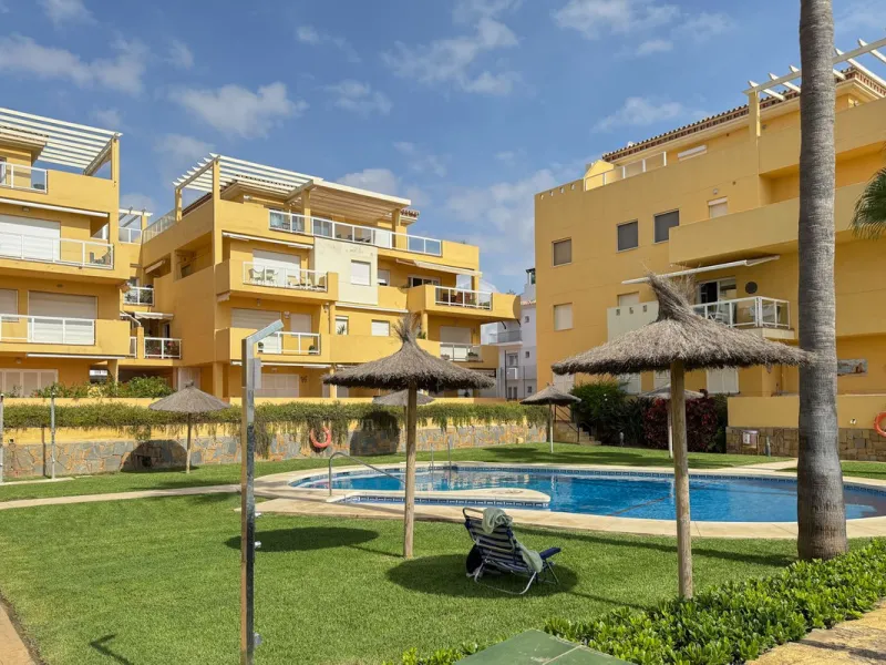 Apartment - Middle Floor Apartment в продаже в Mijas, Málaga. В доме 2 спален и 2 ванных комнат. Площадь дома 90 м²