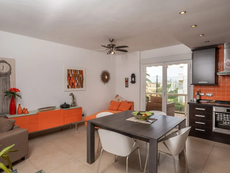 Apartment - Middle Floor Apartment в продаже в Mijas, Málaga. В доме 2 спален и 2 ванных комнат. Площадь дома 90 м²