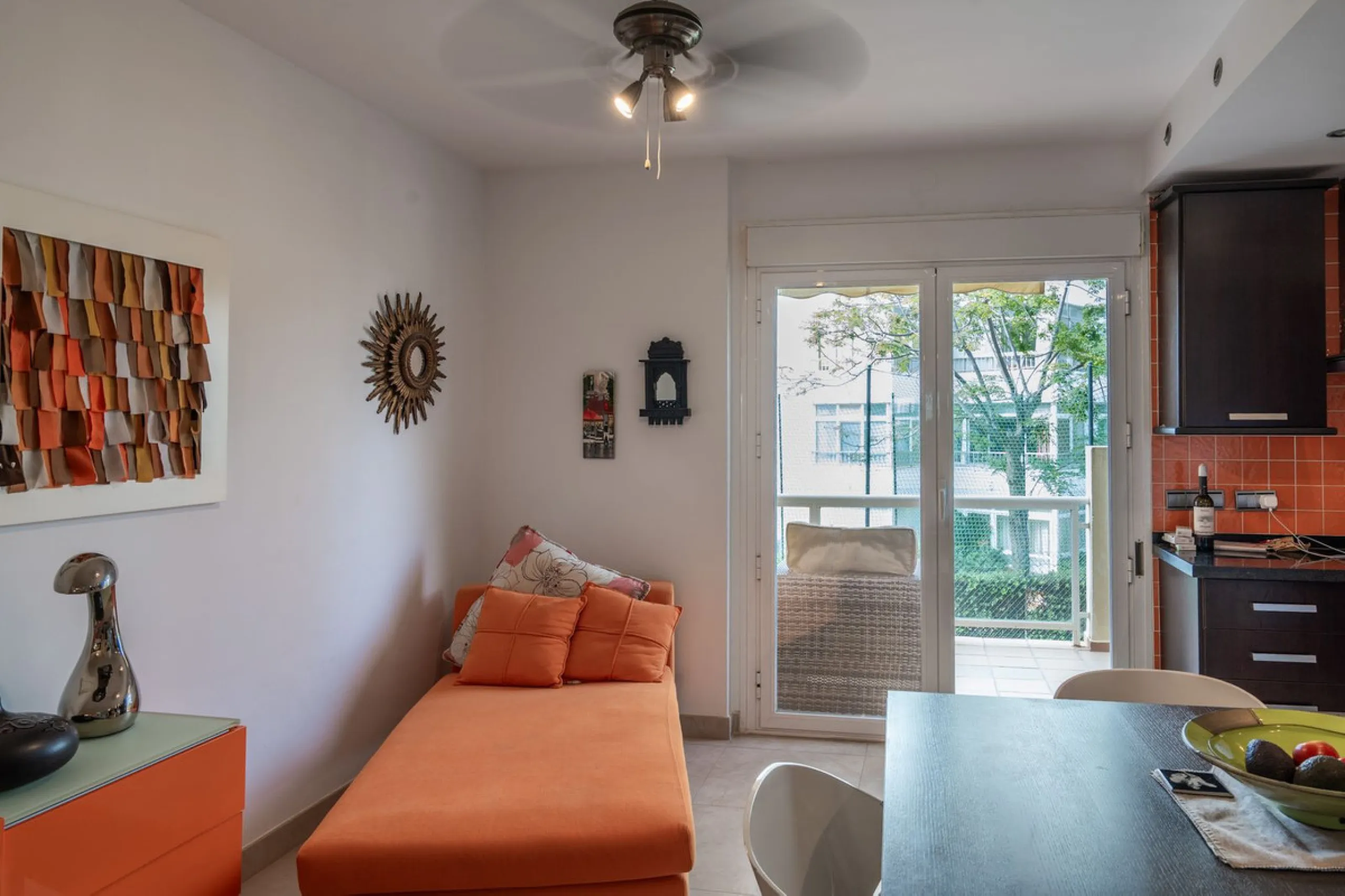 Apartment - Middle Floor Apartment в продаже в Mijas, Málaga. В доме 2 спален и 2 ванных комнат. Площадь дома 90 м²
