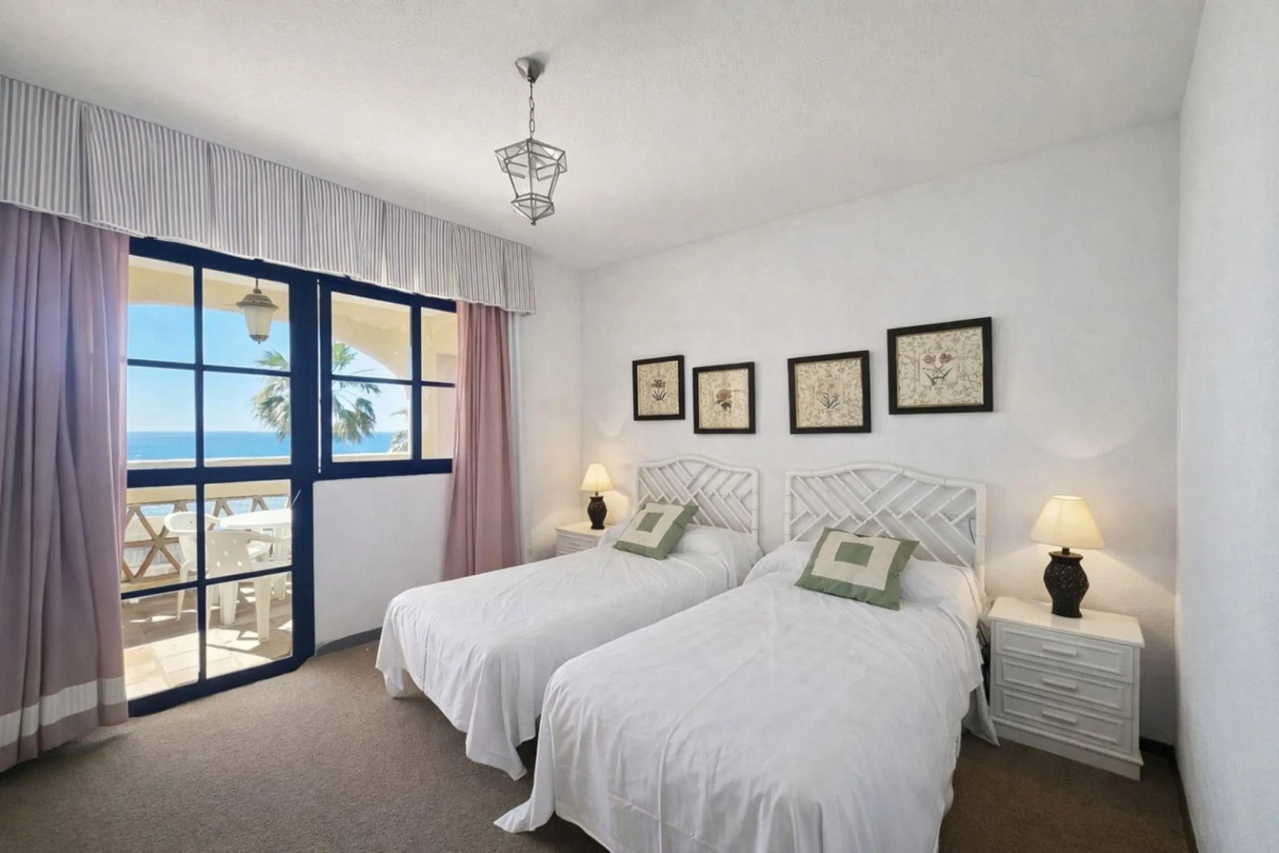 2-Bedroom Apartment for Sale in Doña Lola, Calahonda – Beachfront Location