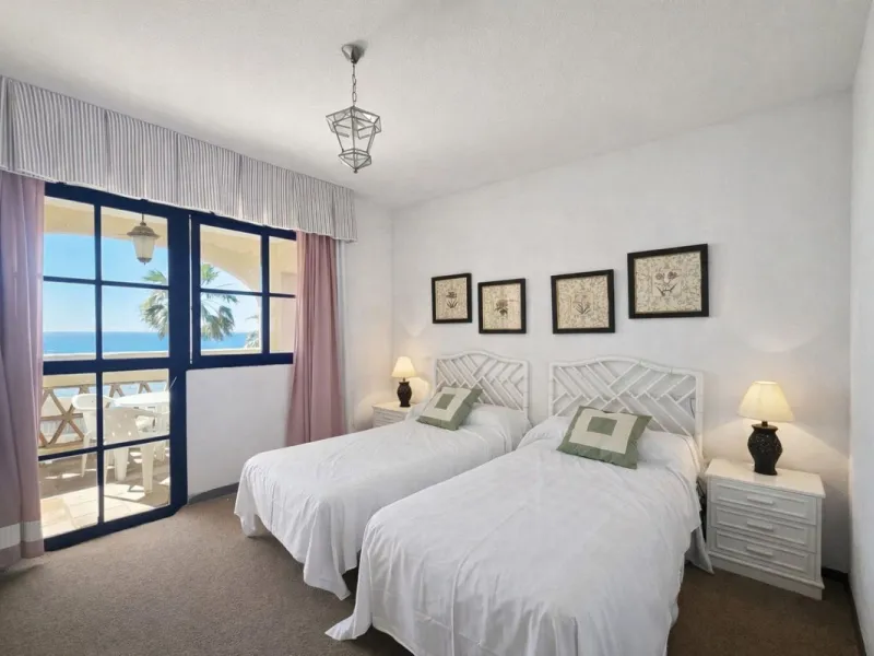 2-Bedroom Apartment for Sale in Doña Lola, Calahonda – Beachfront Location