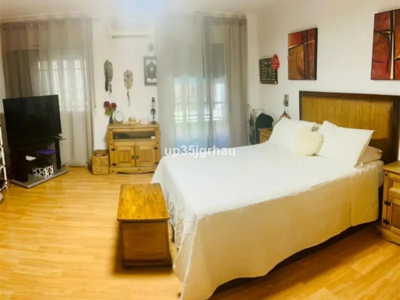 Fantastic central apartment in Estepona's city center and historic center.