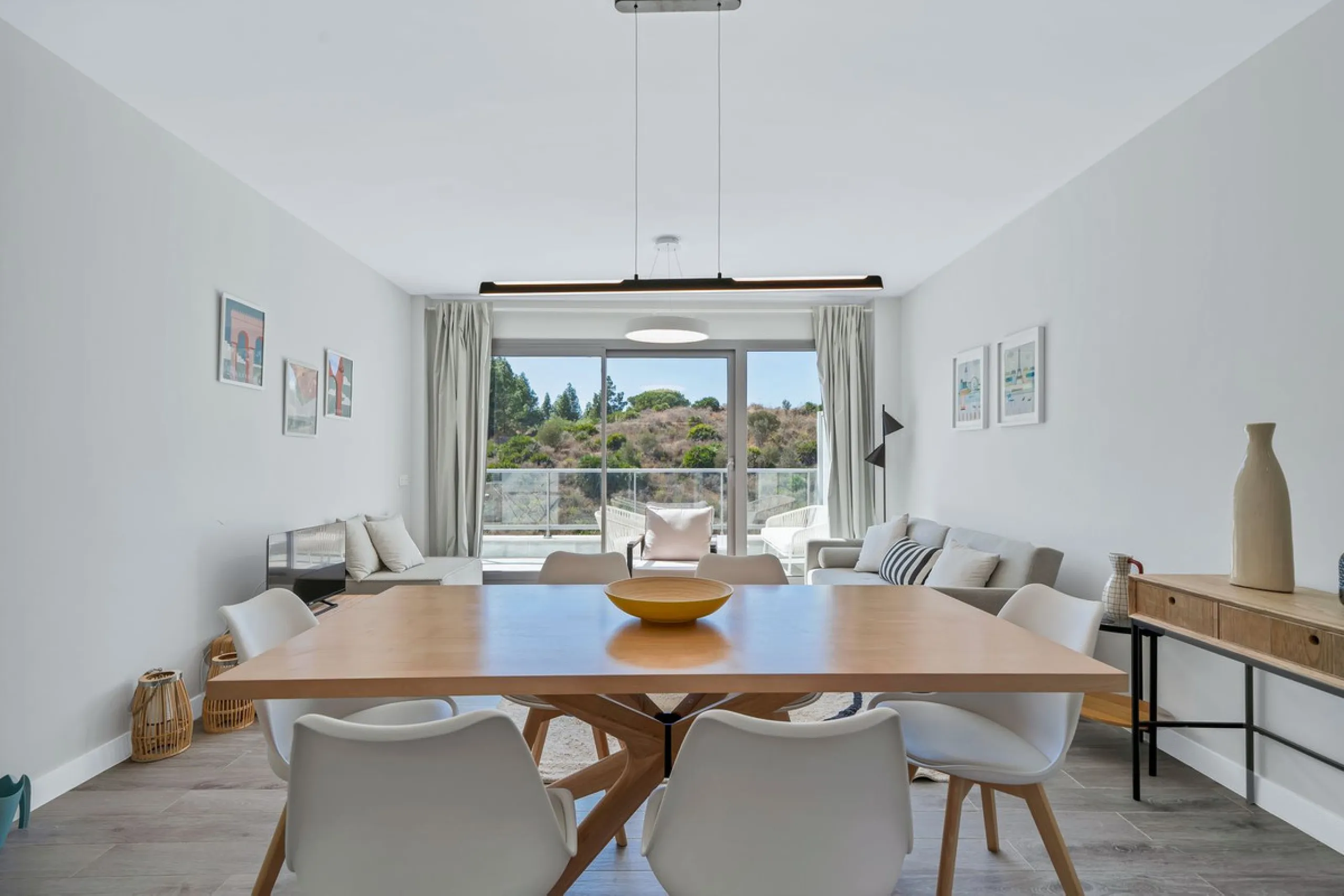 Apartment - Middle Floor Apartment в продаже в Mijas, Málaga. В доме 2 спален и 2 ванных комнат. Площадь дома 91 м²