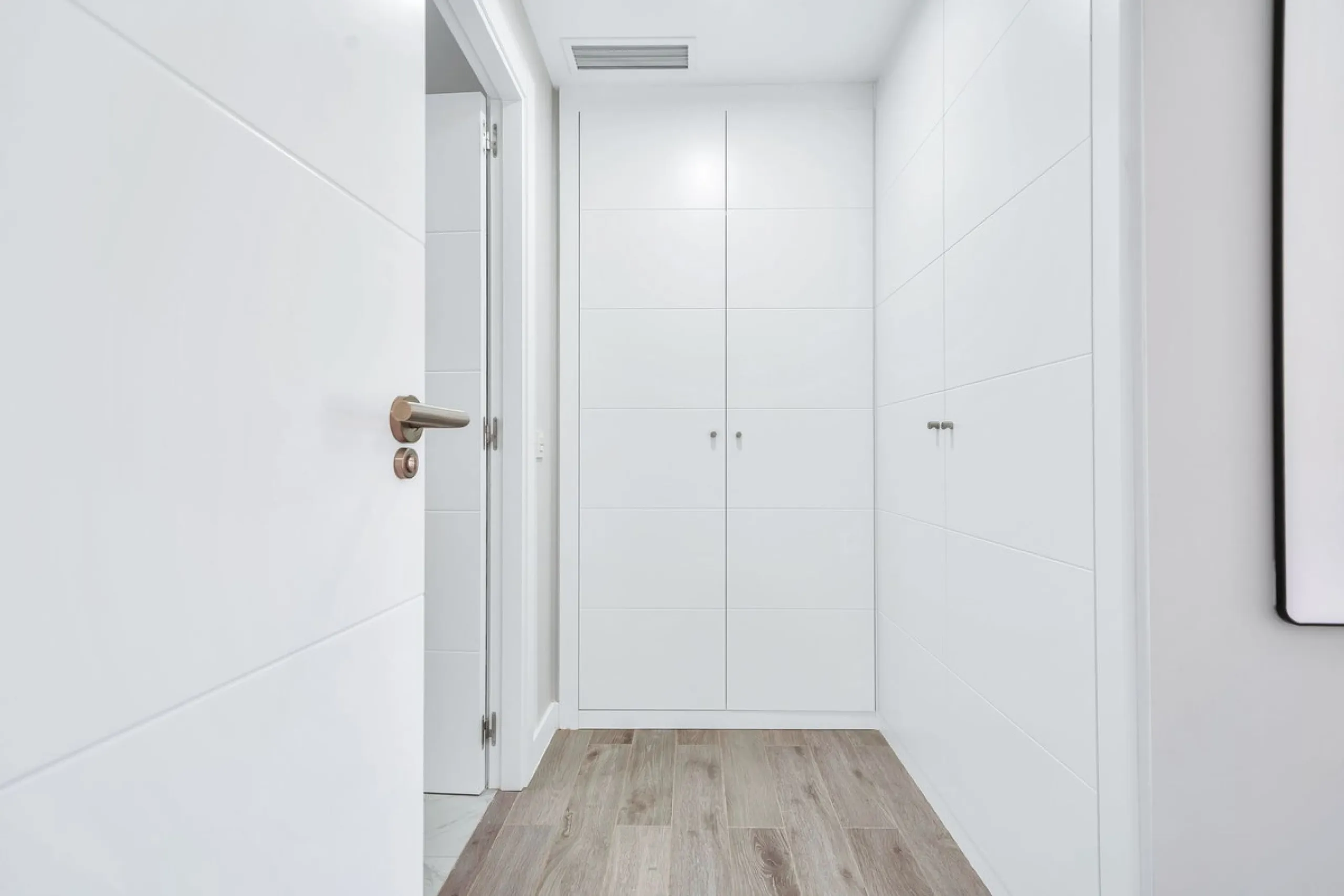 Apartment - Middle Floor Apartment в продаже в Mijas, Málaga. В доме 2 спален и 2 ванных комнат. Площадь дома 91 м²