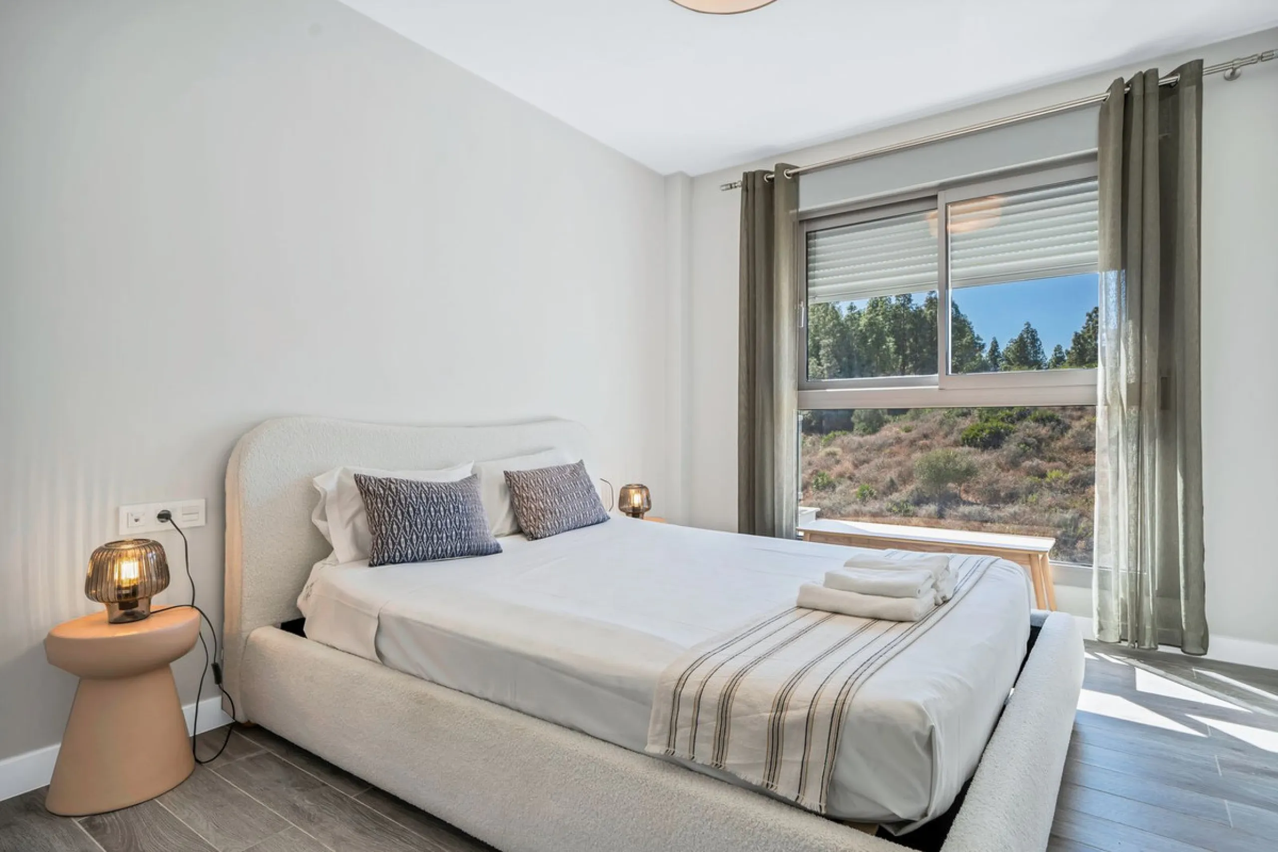 Apartment - Middle Floor Apartment в продаже в Mijas, Málaga. В доме 2 спален и 2 ванных комнат. Площадь дома 91 м²