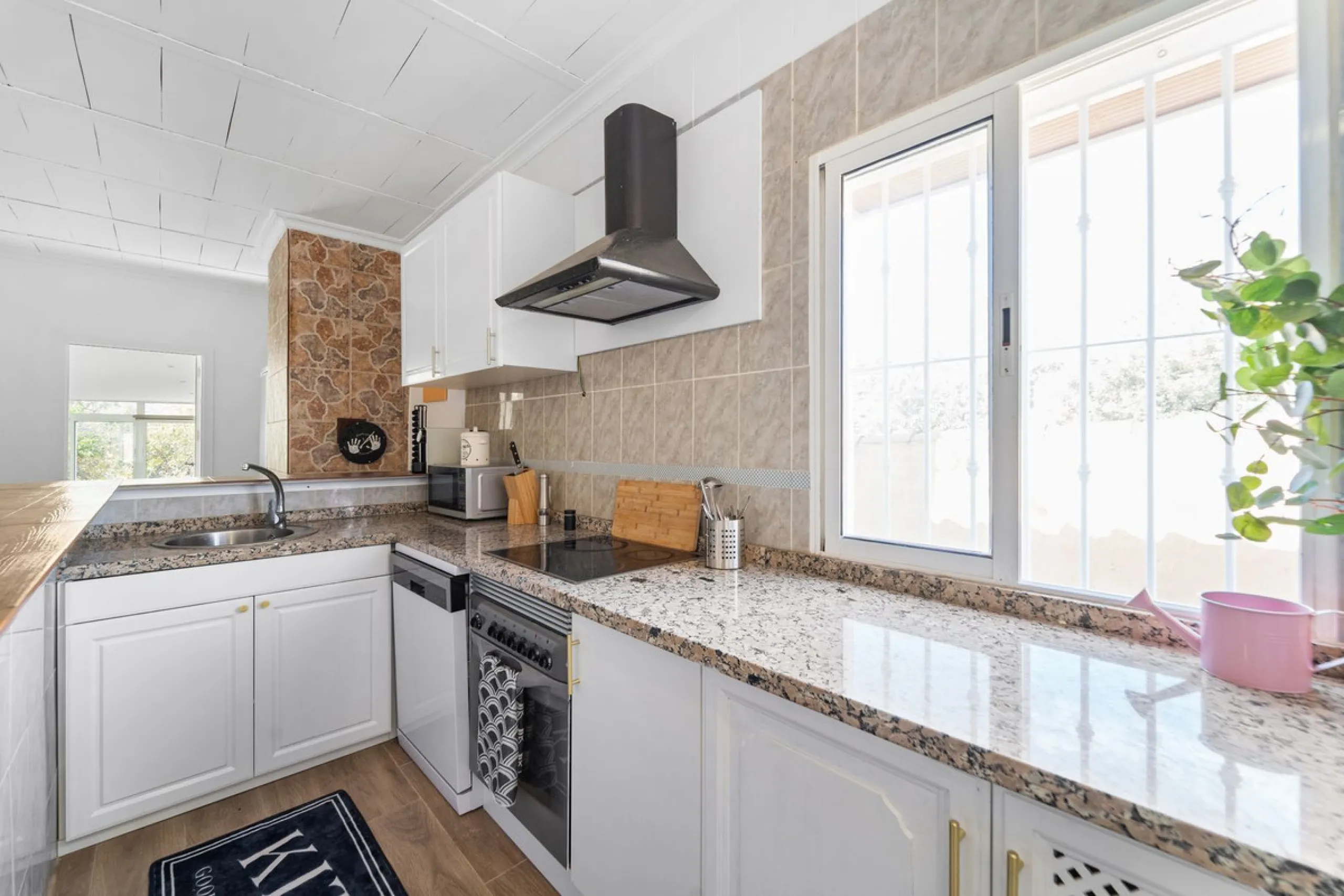 Charming Renovated Rustic House with 3 Bedrooms in Entrerríos – Nature and Convenience!